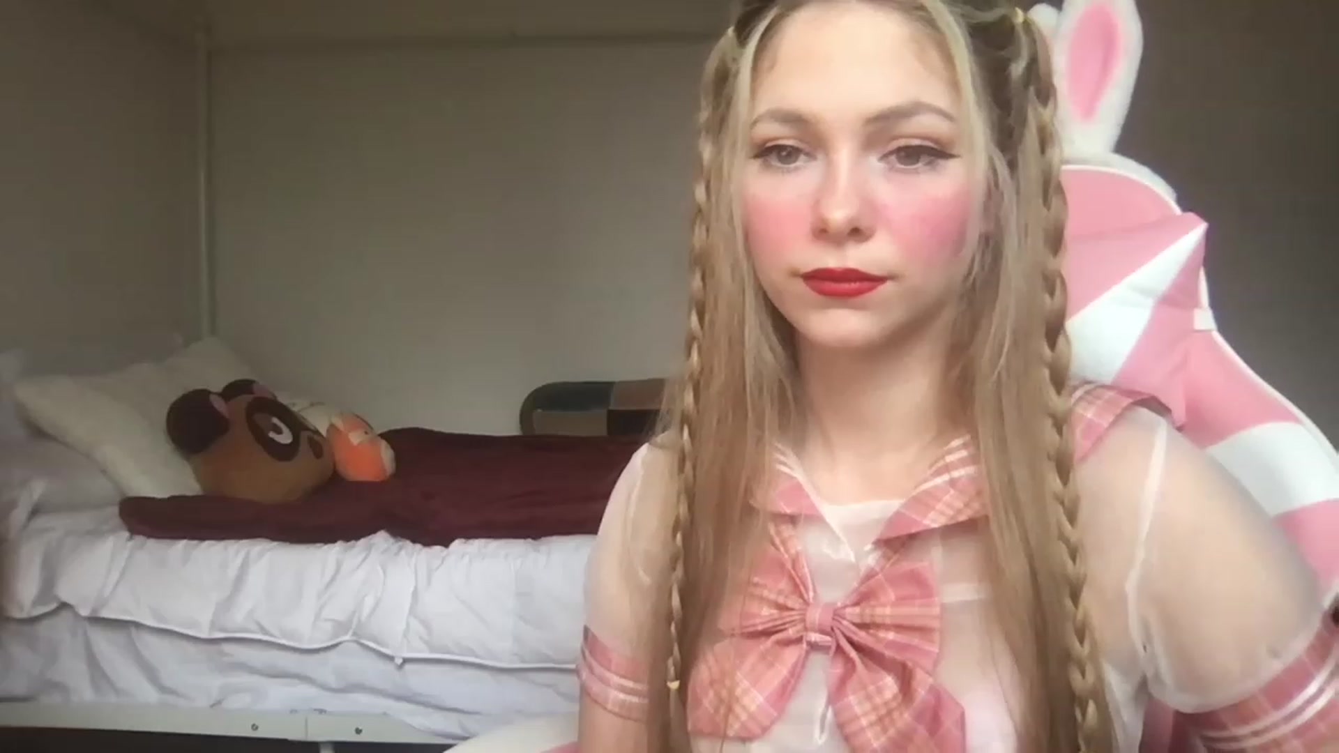 Gallery image thumbnail from lolypopbubble's myfreecams stream on, 03/02/2023, 14:57 image 17 of 20