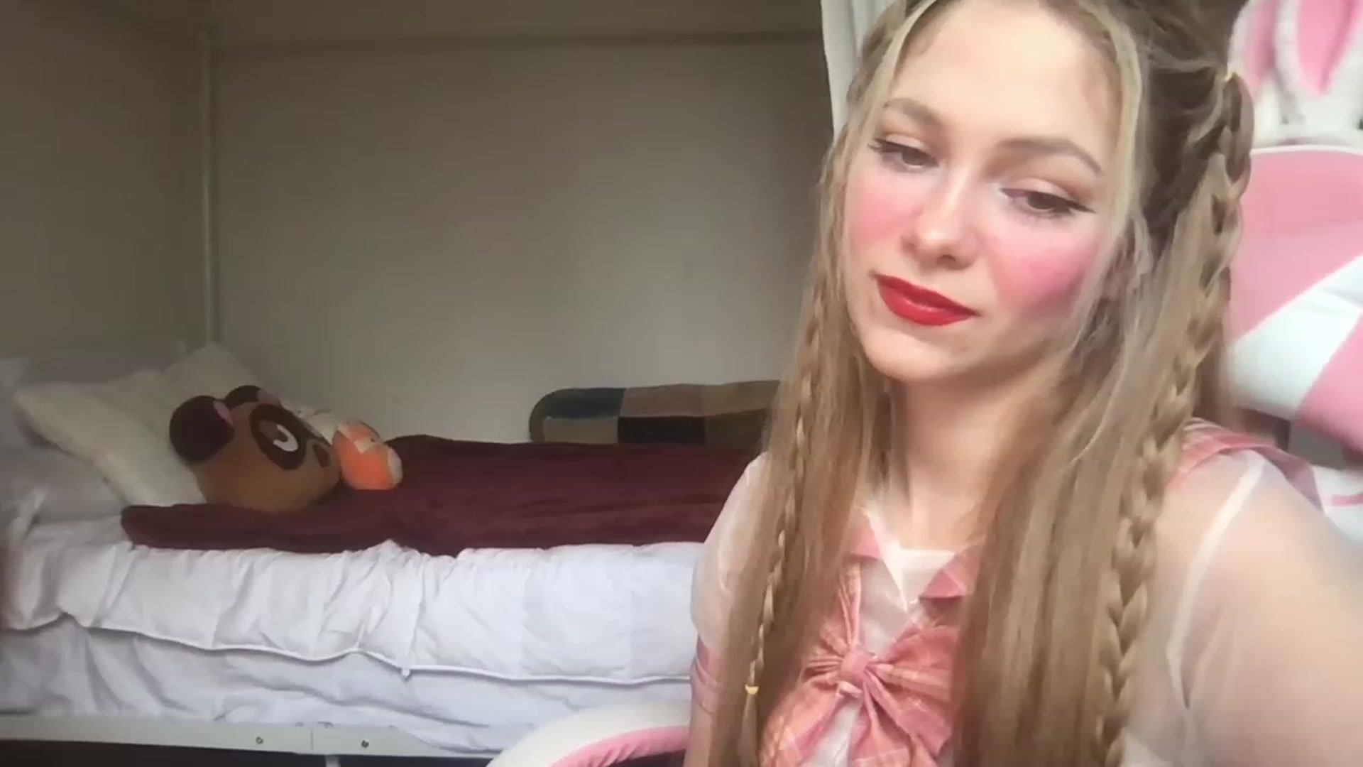 Gallery image thumbnail from lolypopbubble's myfreecams stream on, 03/02/2023, 14:57 image 20 of 20