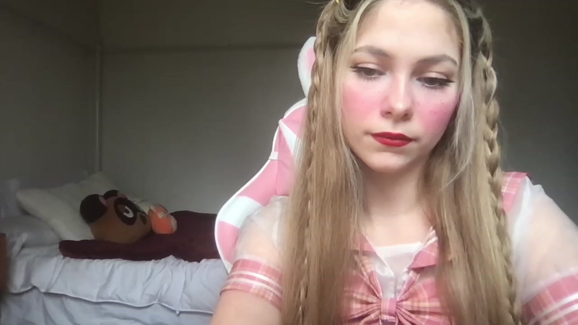 Gallery image thumbnail from lolypopbubble's myfreecams stream on, 03/02/2023, 16:08 image 7 of 20
