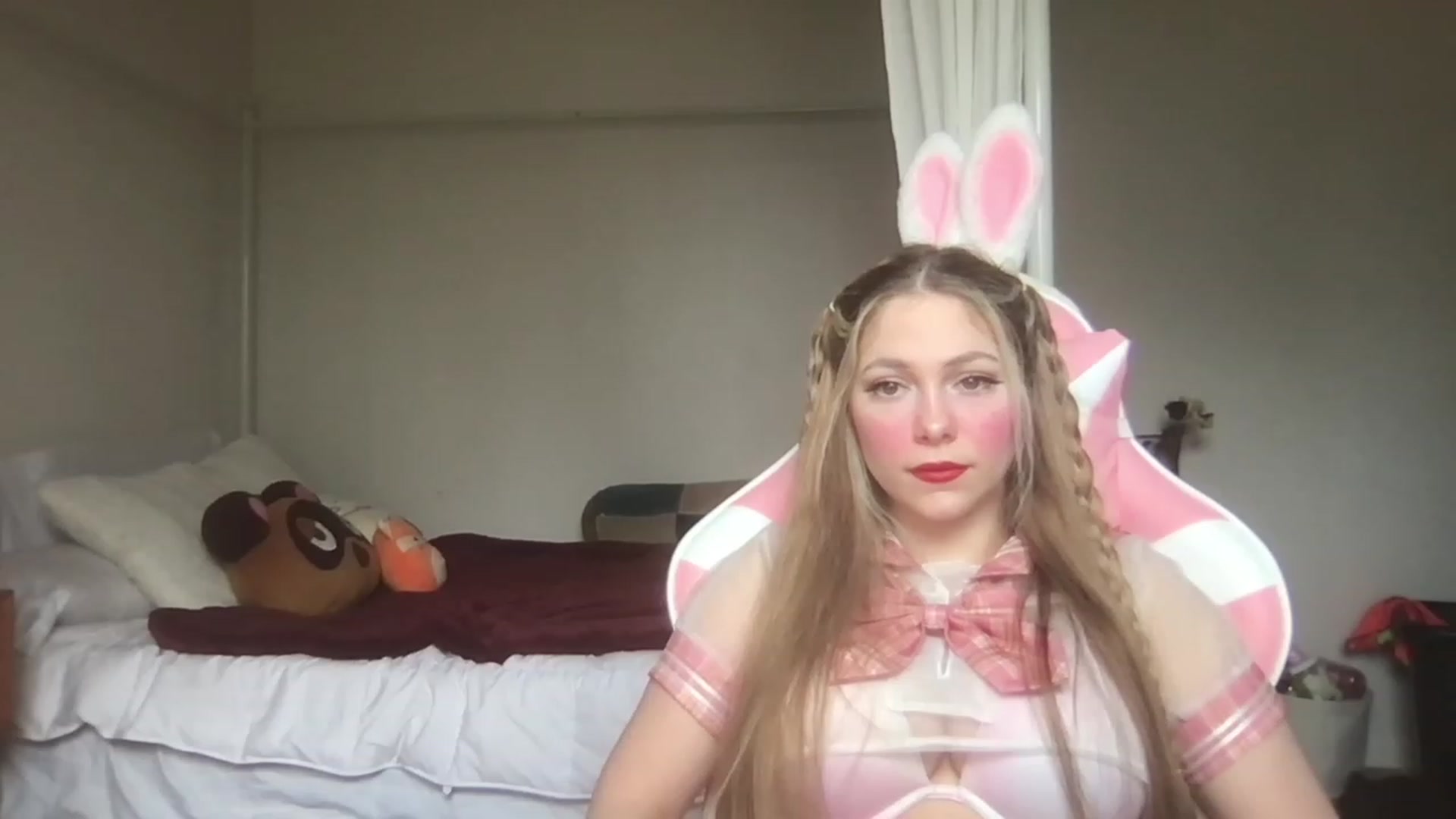Gallery image thumbnail from lolypopbubble's myfreecams stream on, 03/02/2023, 16:08 image 3 of 20
