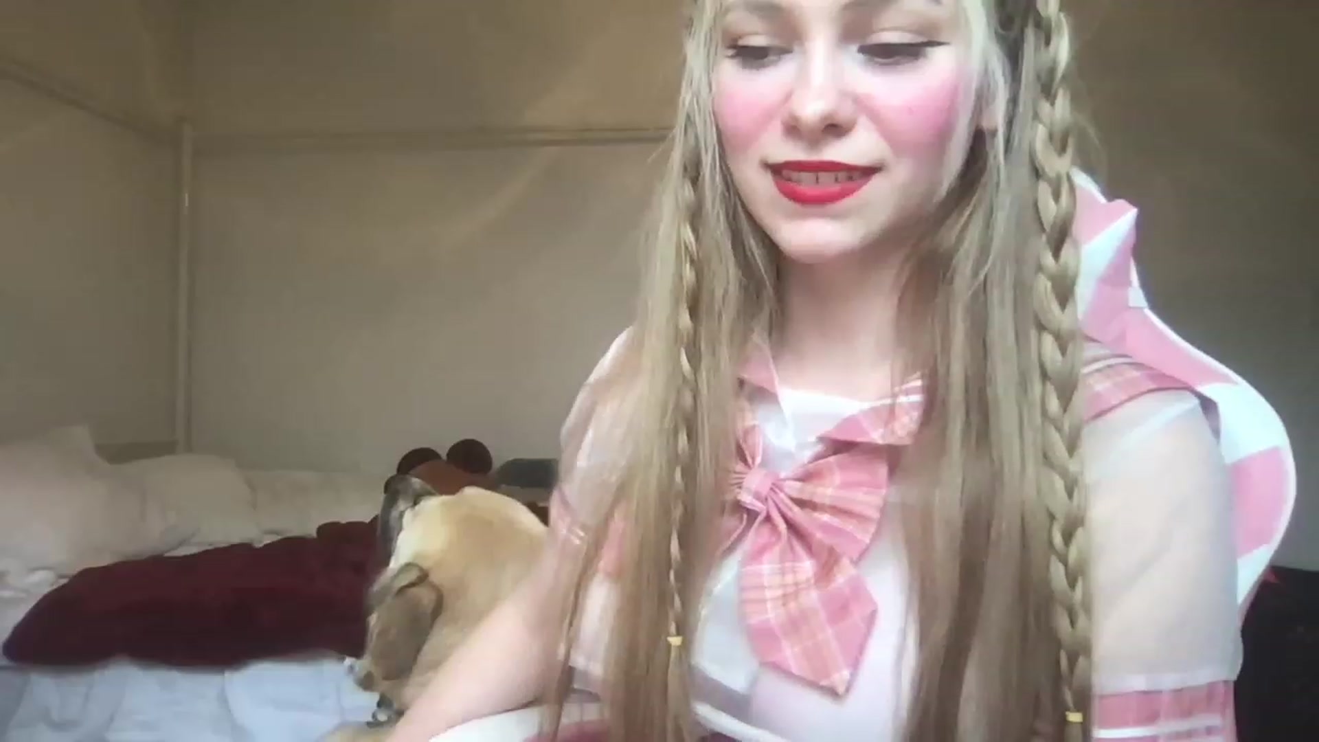 Gallery image thumbnail from lolypopbubble's myfreecams stream on, 03/02/2023, 20:28 image 4 of 20