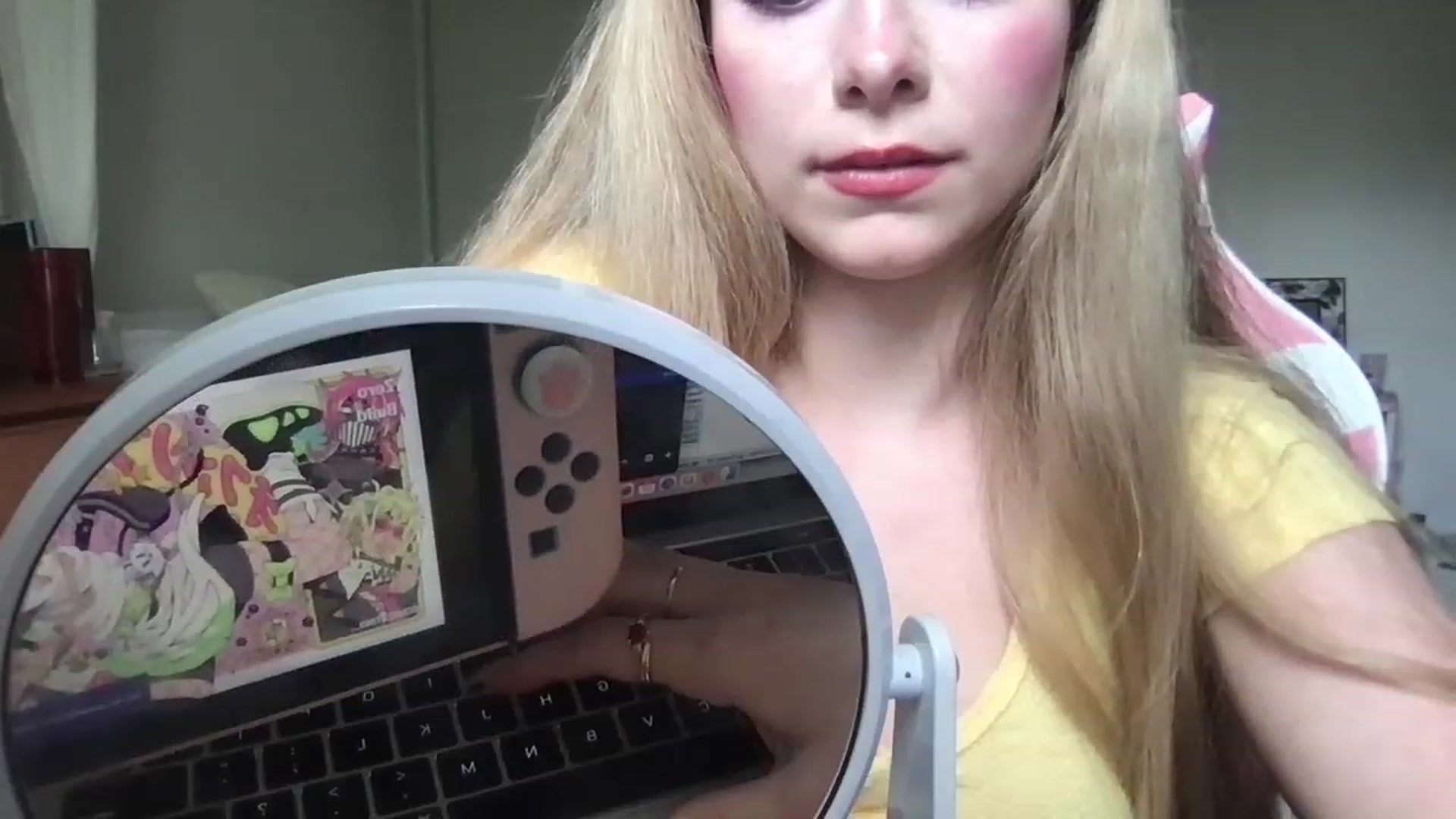 Gallery image thumbnail from lolypopbubble's myfreecams stream on, 04/17/2023, 19:30 image 20 of 20
