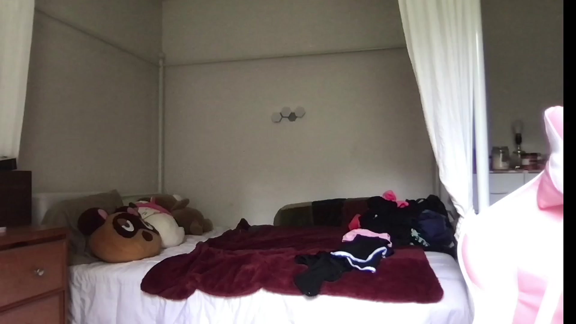 Gallery image thumbnail from lolypopbubble's myfreecams stream on, 08/03/2023, 18:47 image 4 of 20