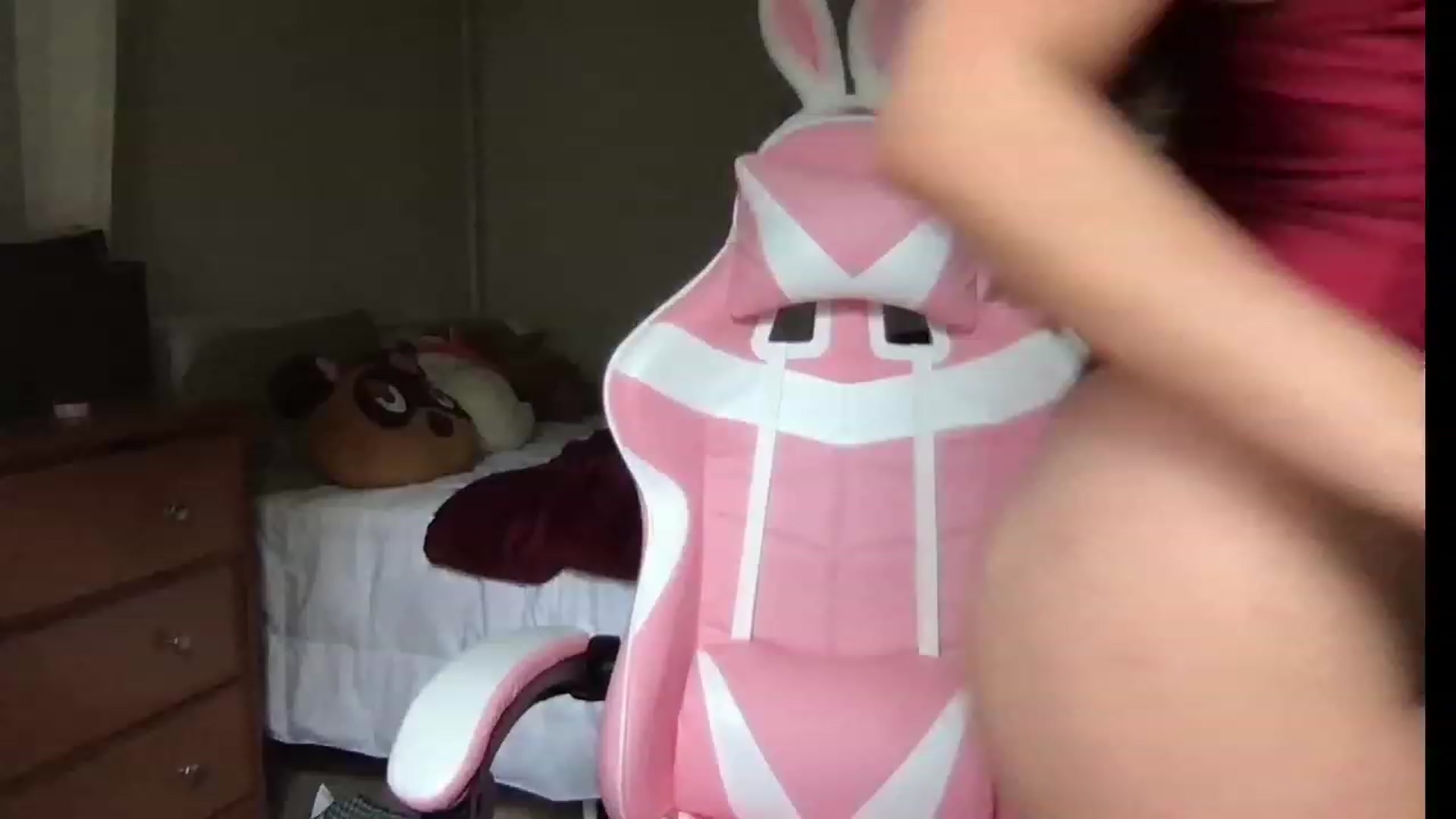 Gallery image thumbnail from lolypopbubble's myfreecams stream on, 08/03/2023, 20:02 image 19 of 20