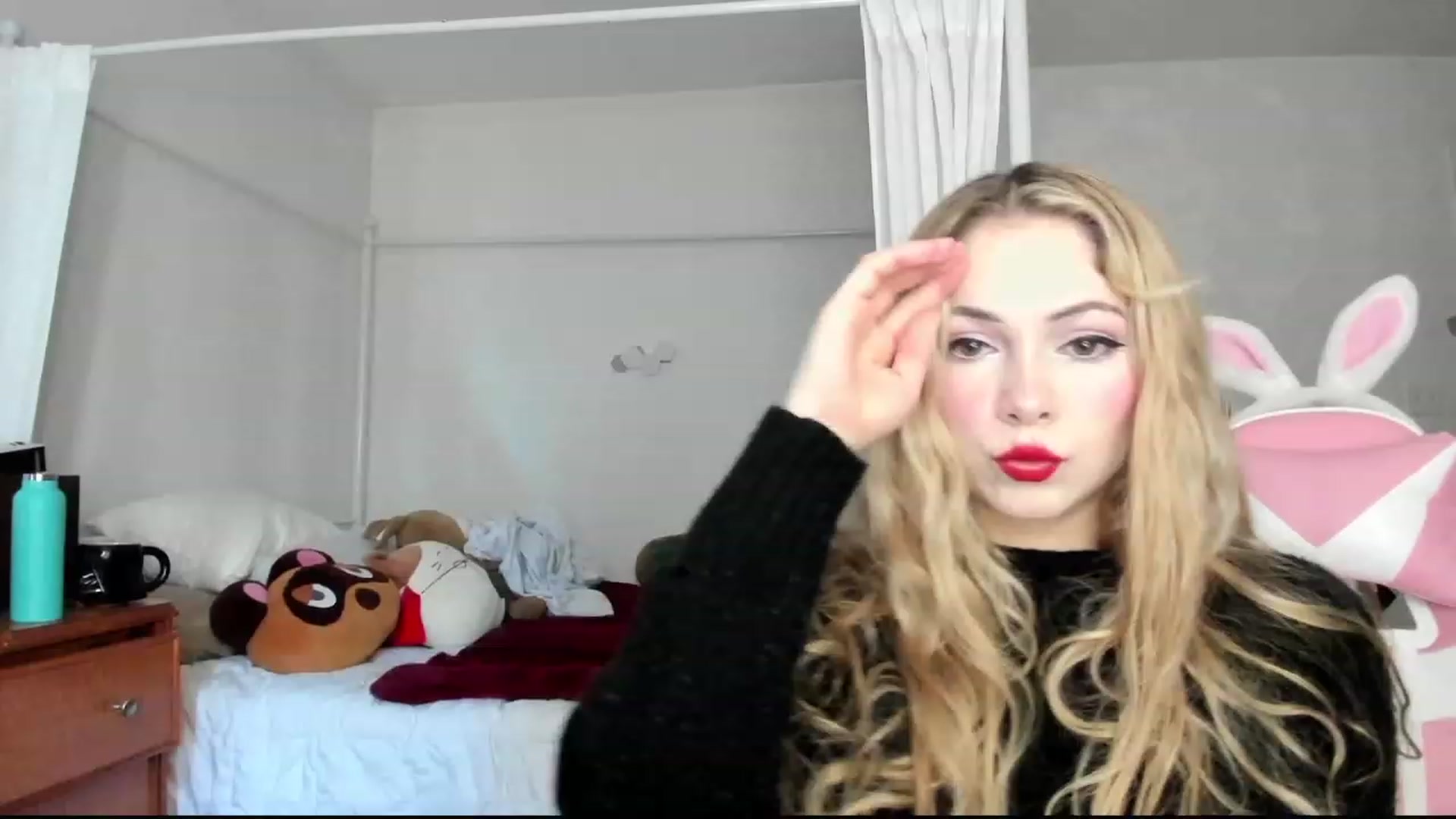 Gallery image thumbnail from lolypopbubble's myfreecams stream on, 11/07/2023, 16:48 image 5 of 20