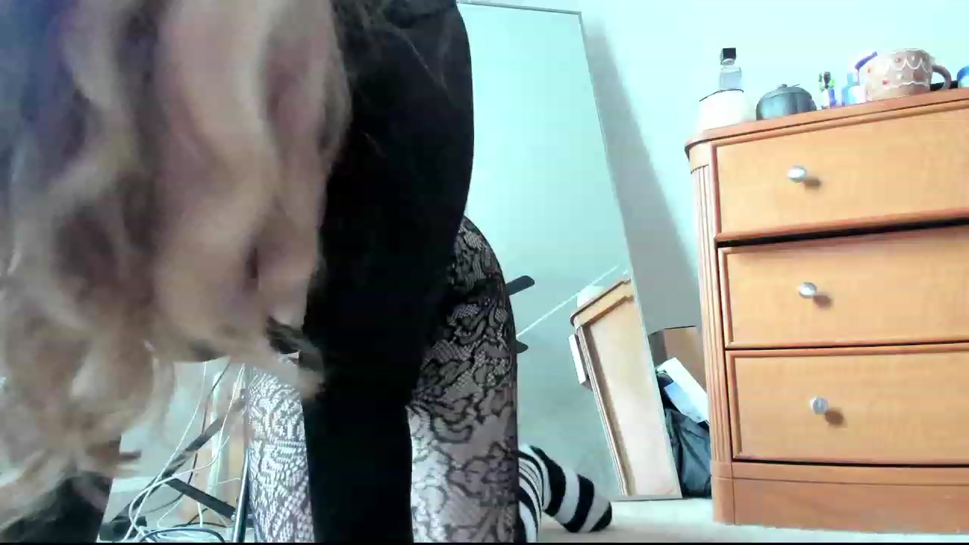 Gallery image thumbnail from lolypopbubble's myfreecams stream on, 12/05/2023, 20:15 image 8 of 20