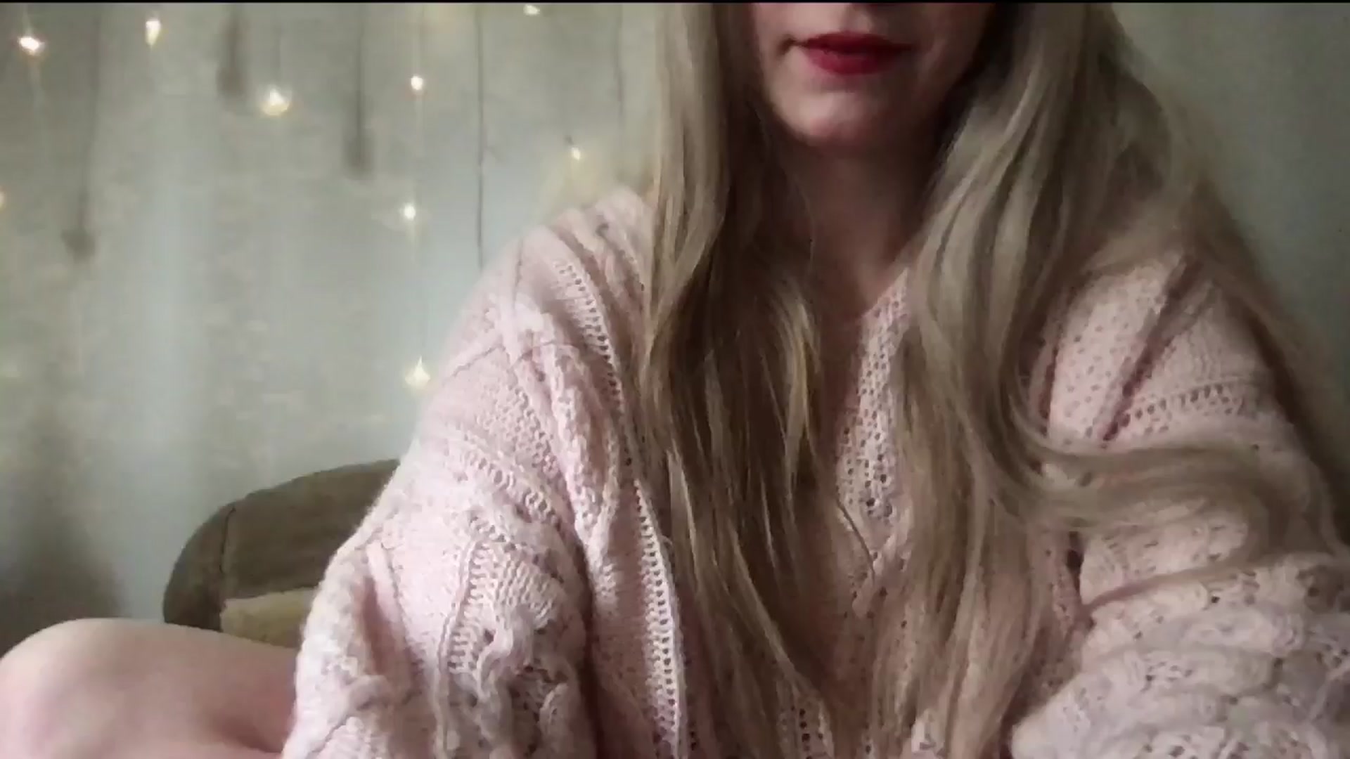 Gallery image thumbnail from lolypopbubble's myfreecams stream on, 03/28/2024, 20:11 image 2 of 20
