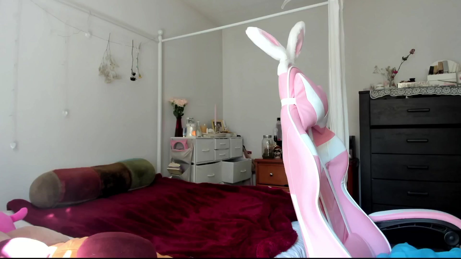 Gallery image thumbnail from lolypopbubble's myfreecams stream on, 07/02/2024, 21:13 image 6 of 20