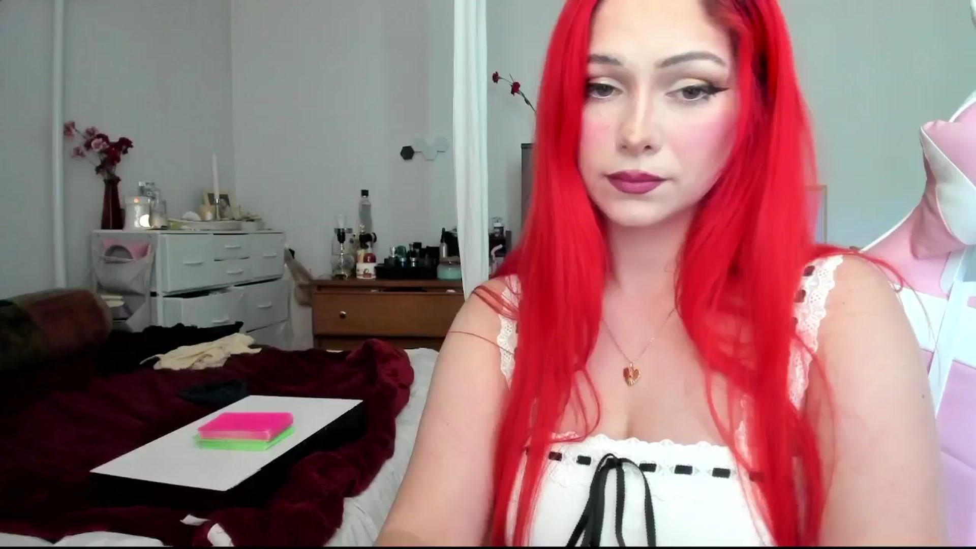 Gallery image thumbnail from lolypopbubble's myfreecams stream on, 08/01/2024, 18:18 image 3 of 20