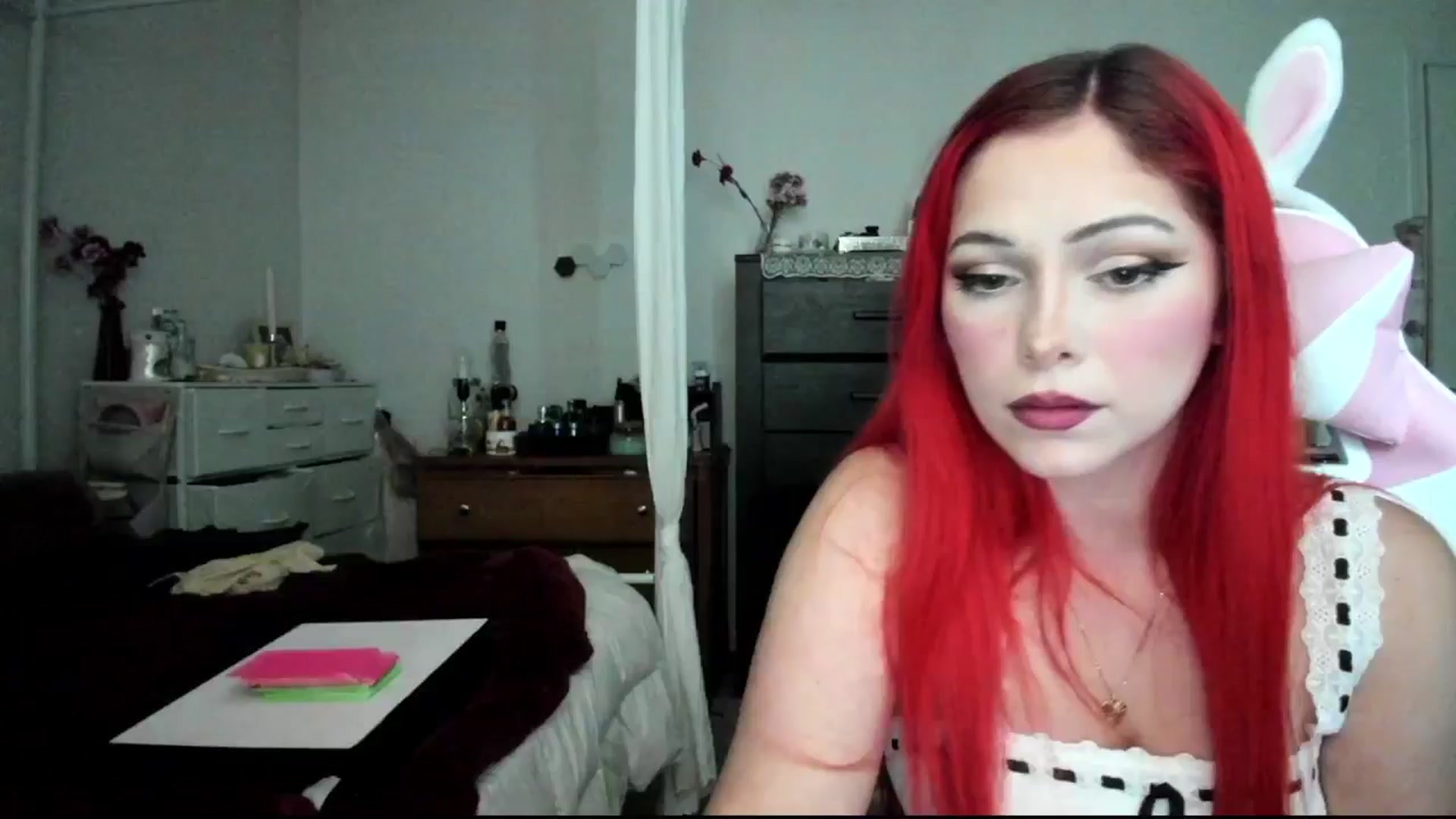Gallery image thumbnail from lolypopbubble's myfreecams stream on, 08/01/2024, 19:32 image 7 of 20