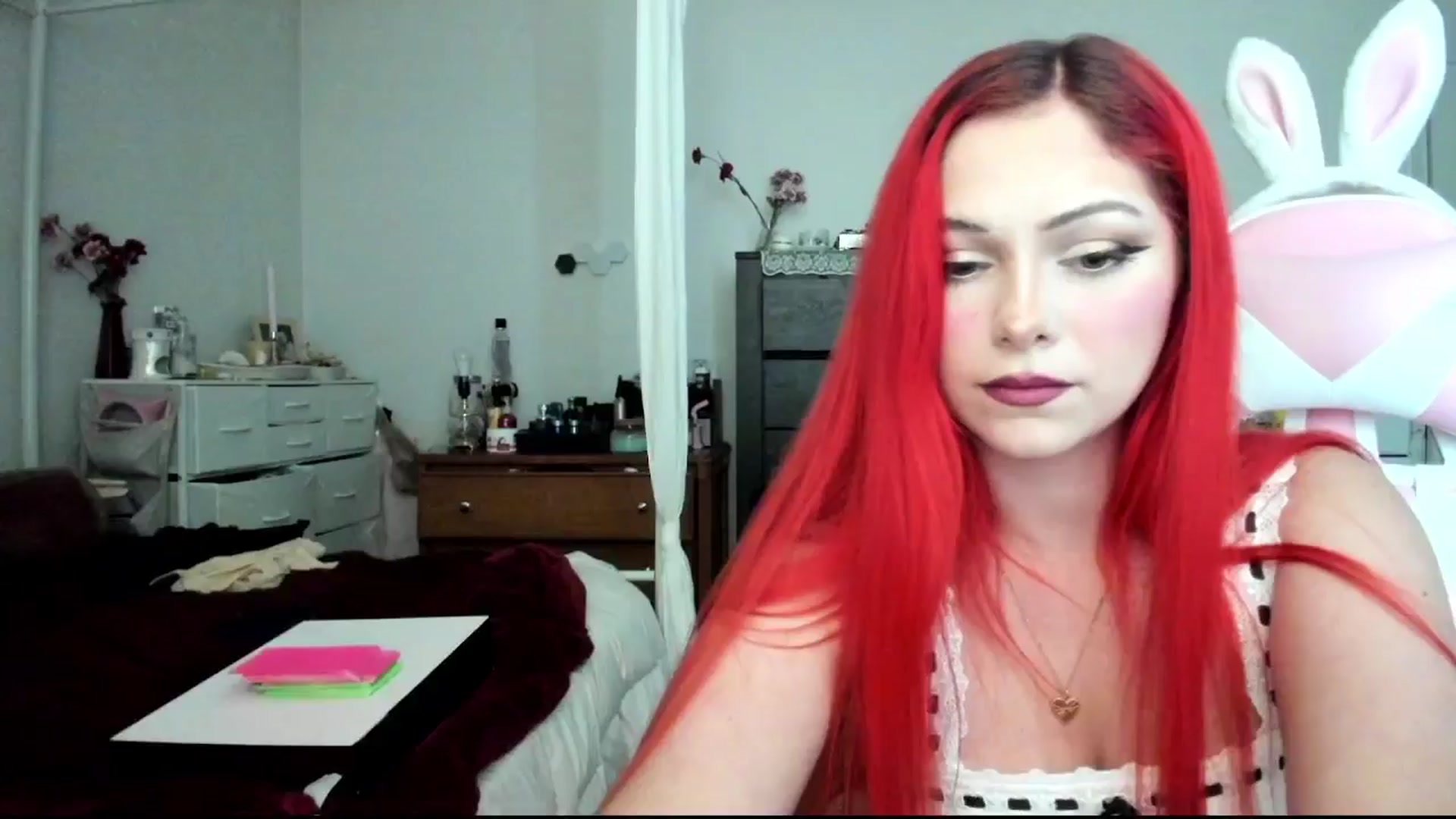 Gallery image thumbnail from lolypopbubble's myfreecams stream on, 08/01/2024, 19:32 image 2 of 20