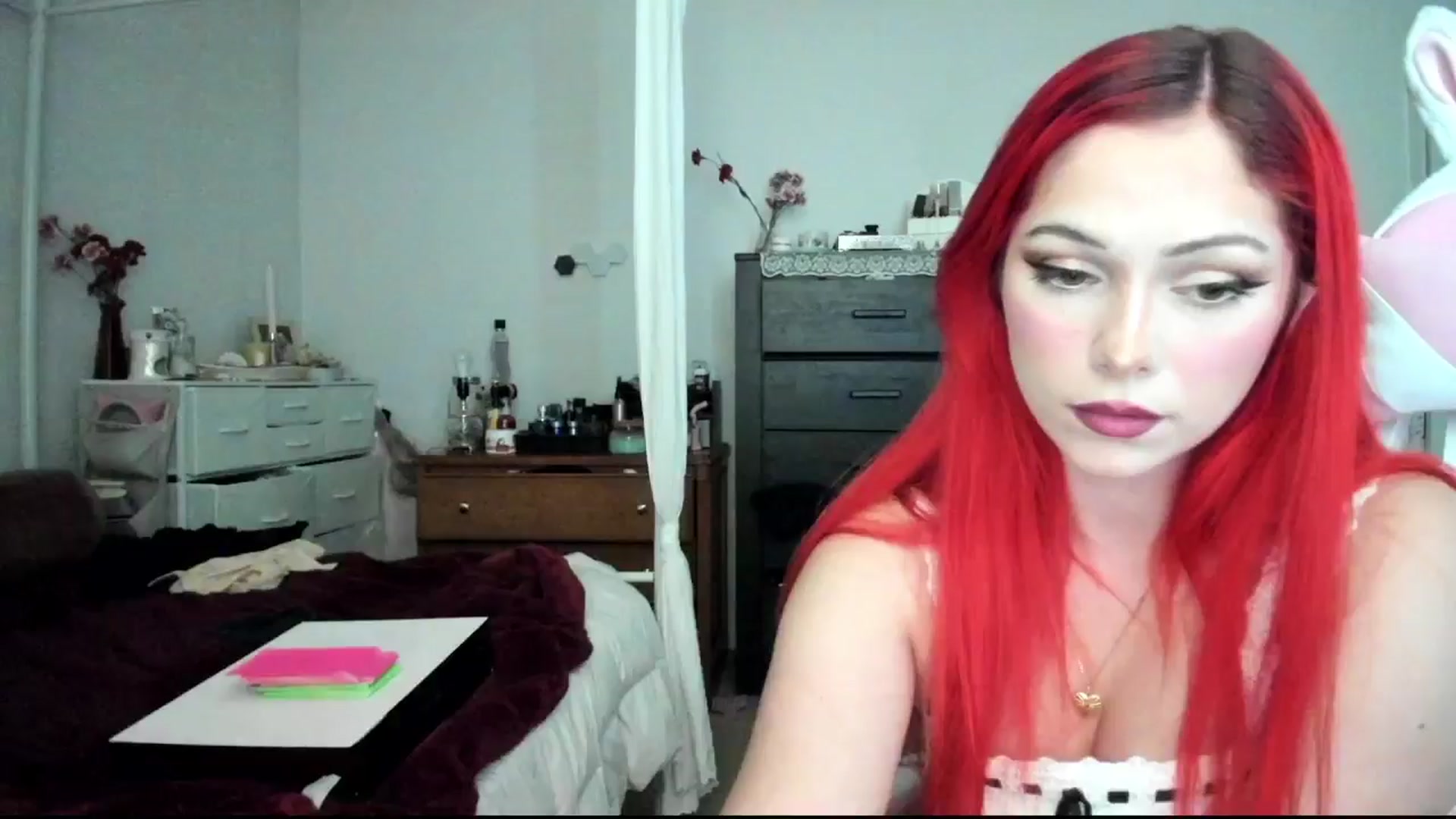 Gallery image thumbnail from lolypopbubble's myfreecams stream on, 08/01/2024, 19:32 image 4 of 20