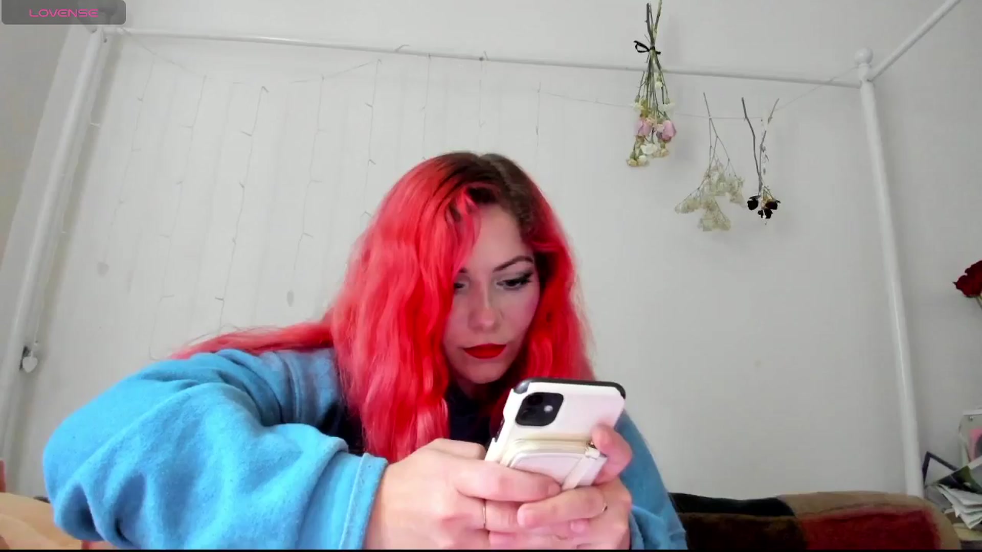 Gallery image thumbnail from lolypopbubble's myfreecams stream on, 09/09/2024, 17:17 image 8 of 20