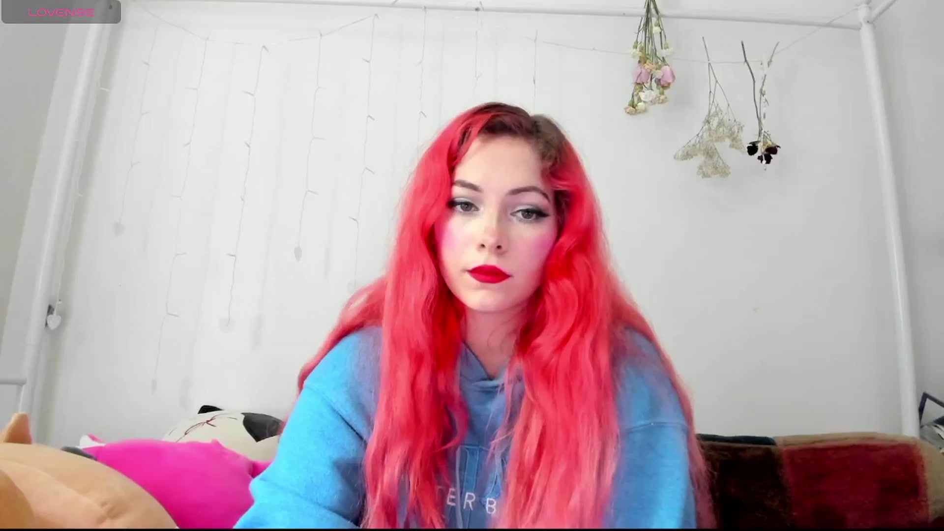 Gallery image thumbnail from lolypopbubble's myfreecams stream on, 09/09/2024, 17:17 image 14 of 20