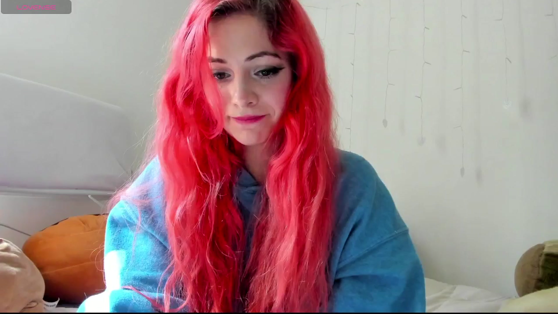 Gallery image thumbnail from lolypopbubble's myfreecams stream on, 09/09/2024, 20:42 image 15 of 20