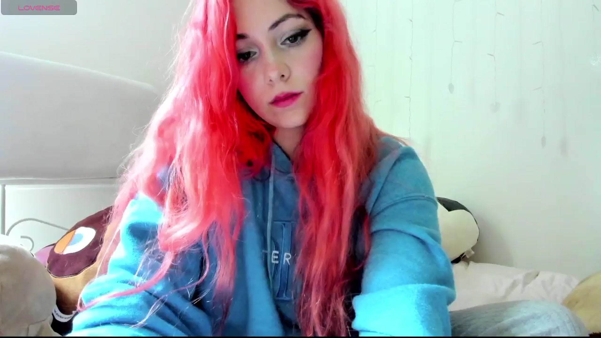 Gallery image thumbnail from lolypopbubble's myfreecams stream on, 09/09/2024, 20:42 image 6 of 20