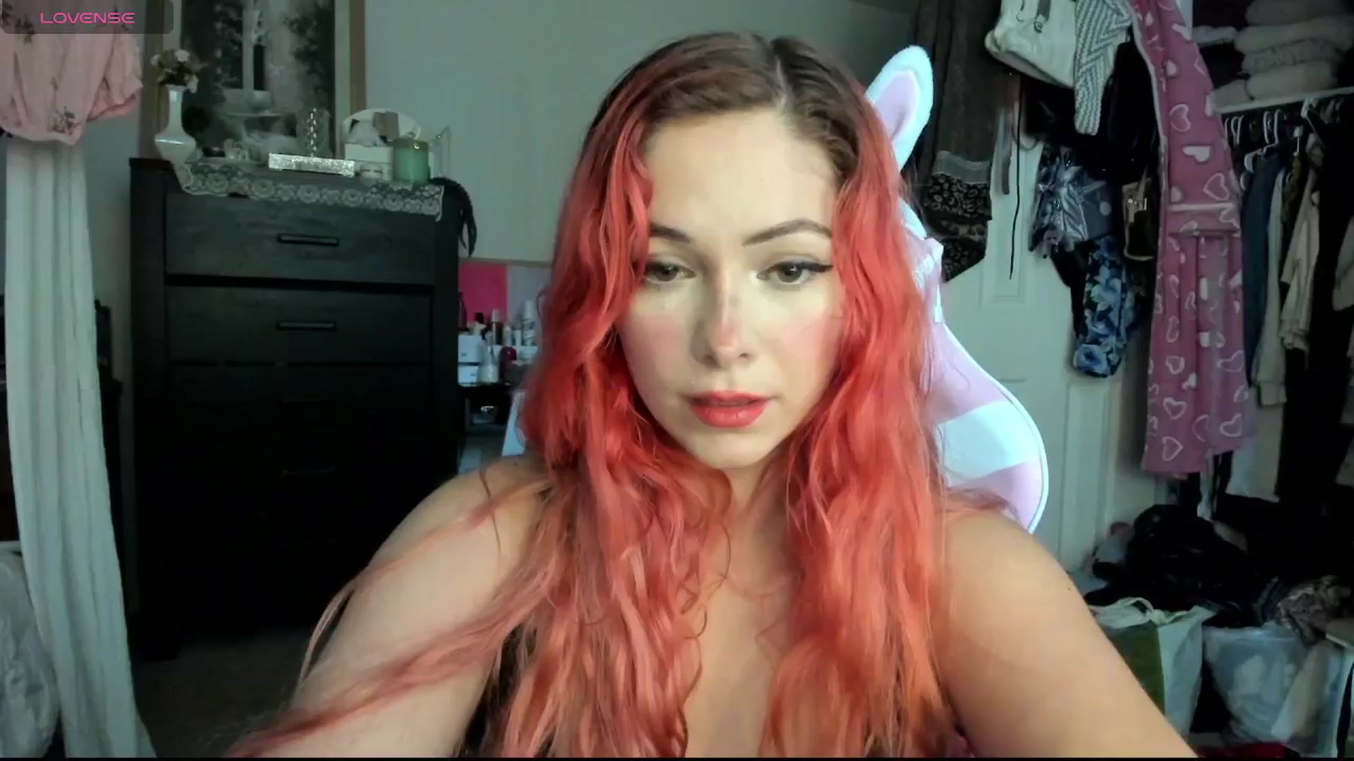 Gallery image thumbnail from lolypopbubble's myfreecams stream on, 09/12/2024, 21:20 image 19 of 20