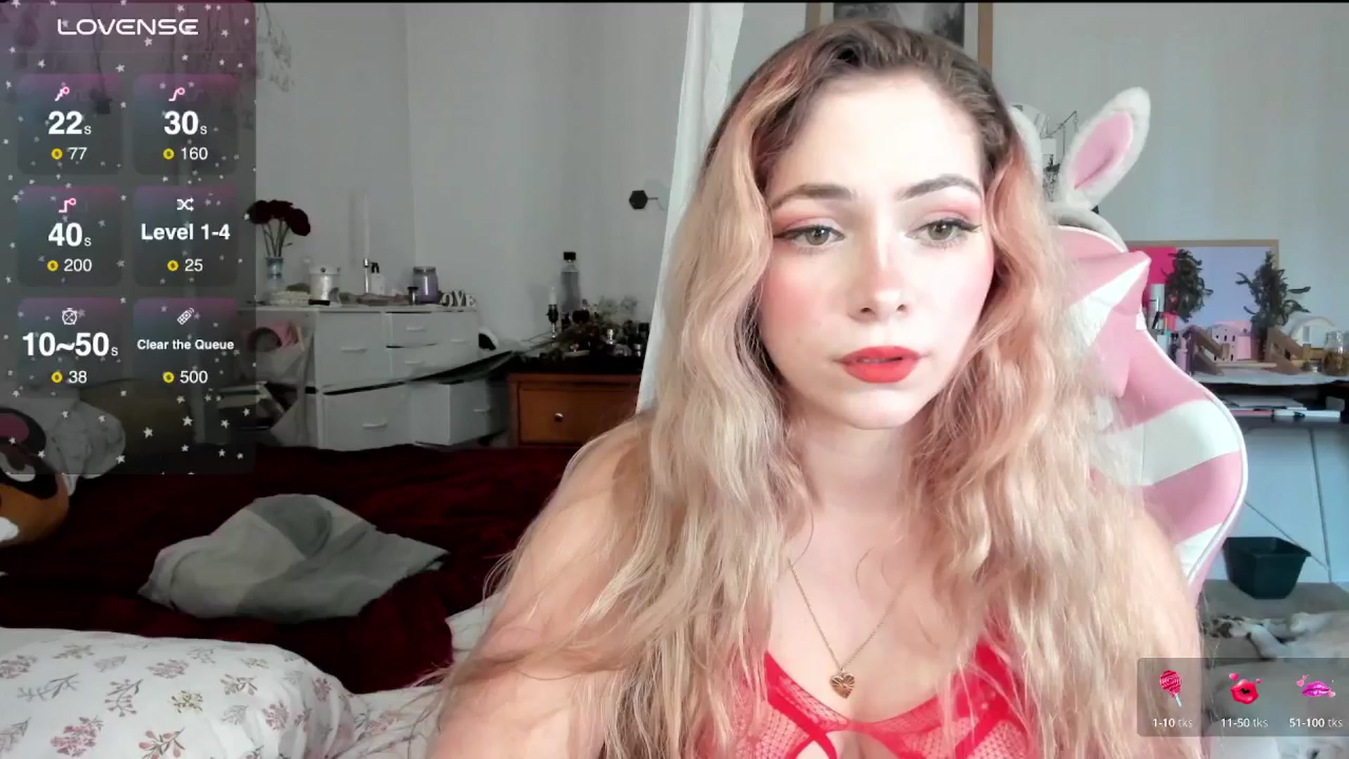 Gallery image thumbnail from lolypopbubble's myfreecams stream on, 11/18/2024, 19:54 image 9 of 20
