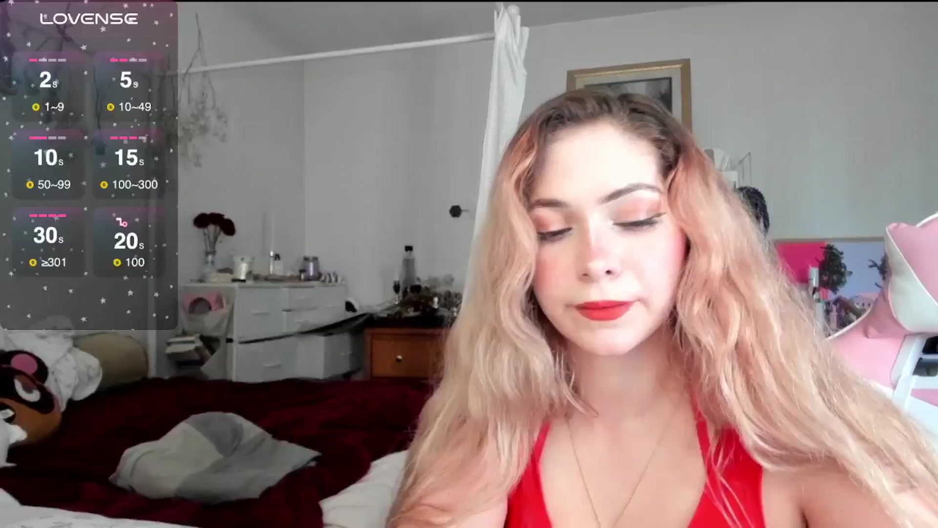 Gallery image thumbnail from lolypopbubble's myfreecams stream on, 11/18/2024, 19:54 image 12 of 20