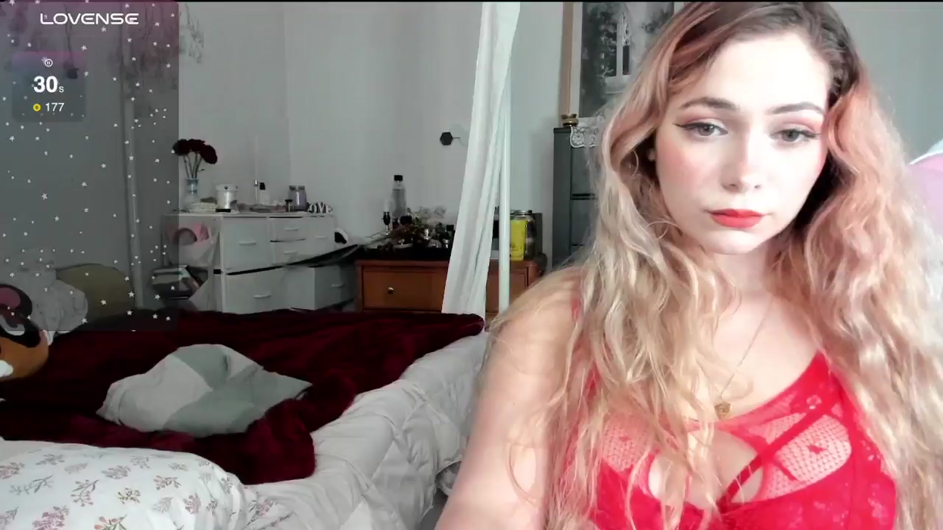 Gallery image thumbnail from lolypopbubble's myfreecams stream on, 11/18/2024, 19:54 image 5 of 20