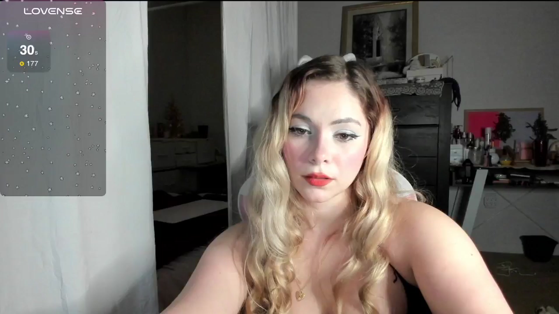 Gallery image thumbnail from lolypopbubble's myfreecams stream on, 12/09/2024, 22:11 image 20 of 20