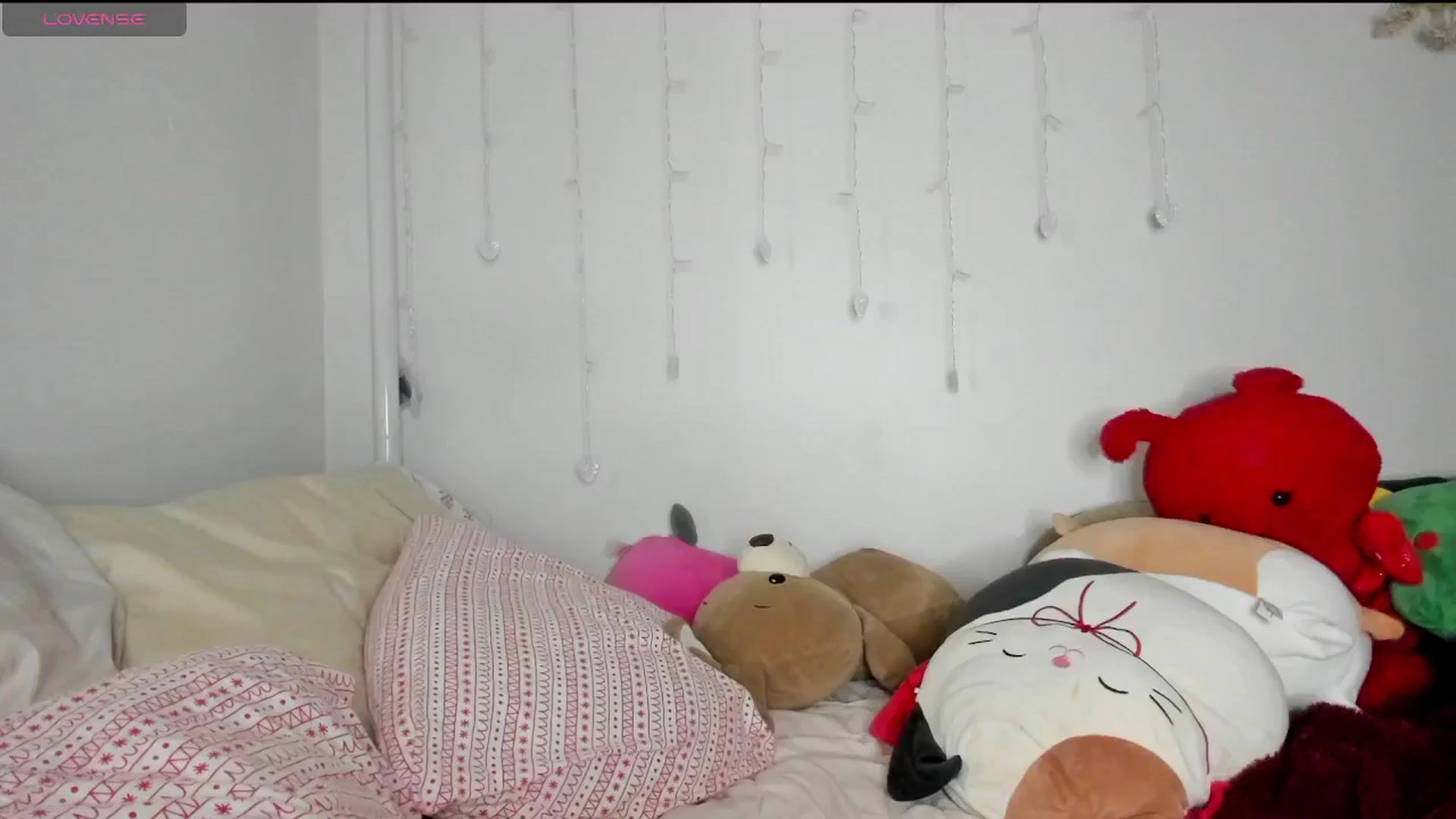 Gallery image thumbnail from lolypopbubble's myfreecams stream on, 12/11/2024, 22:09 image 8 of 20
