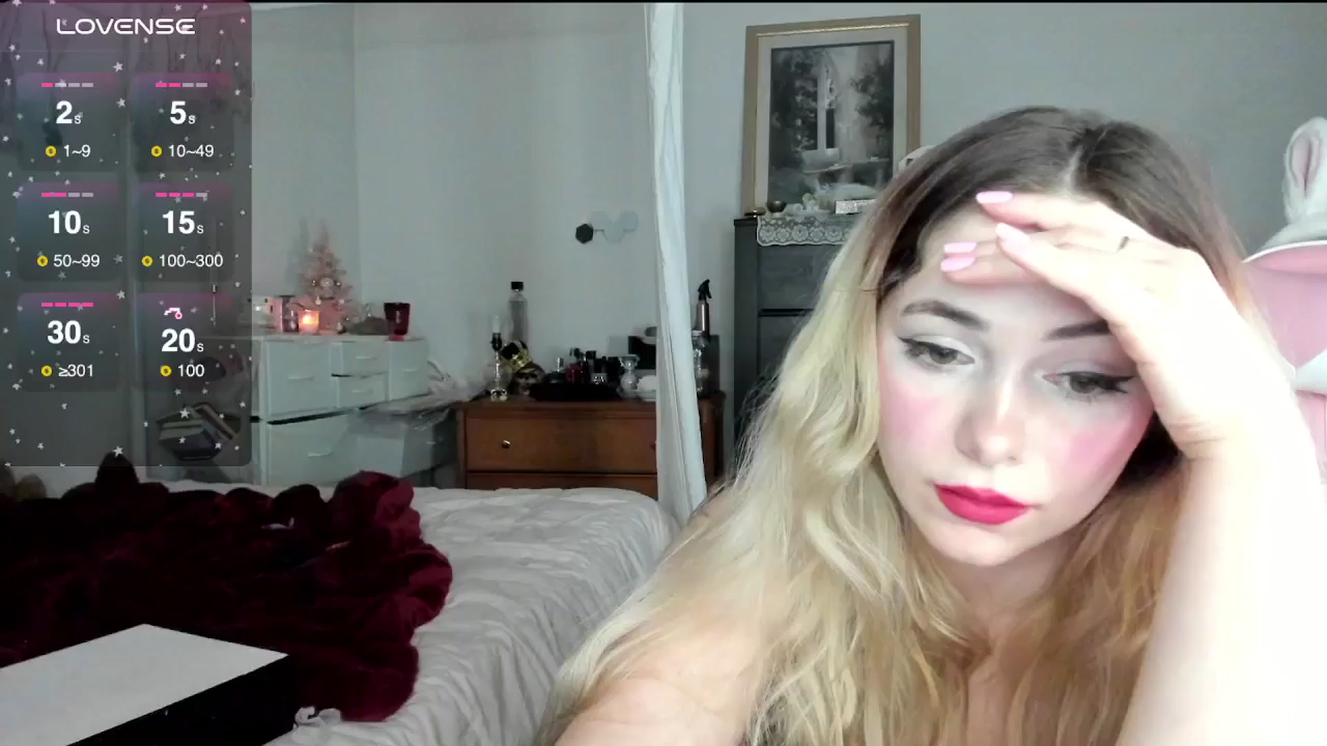Gallery image thumbnail from lolypopbubble's myfreecams stream on, 12/13/2024, 22:04 image 16 of 20