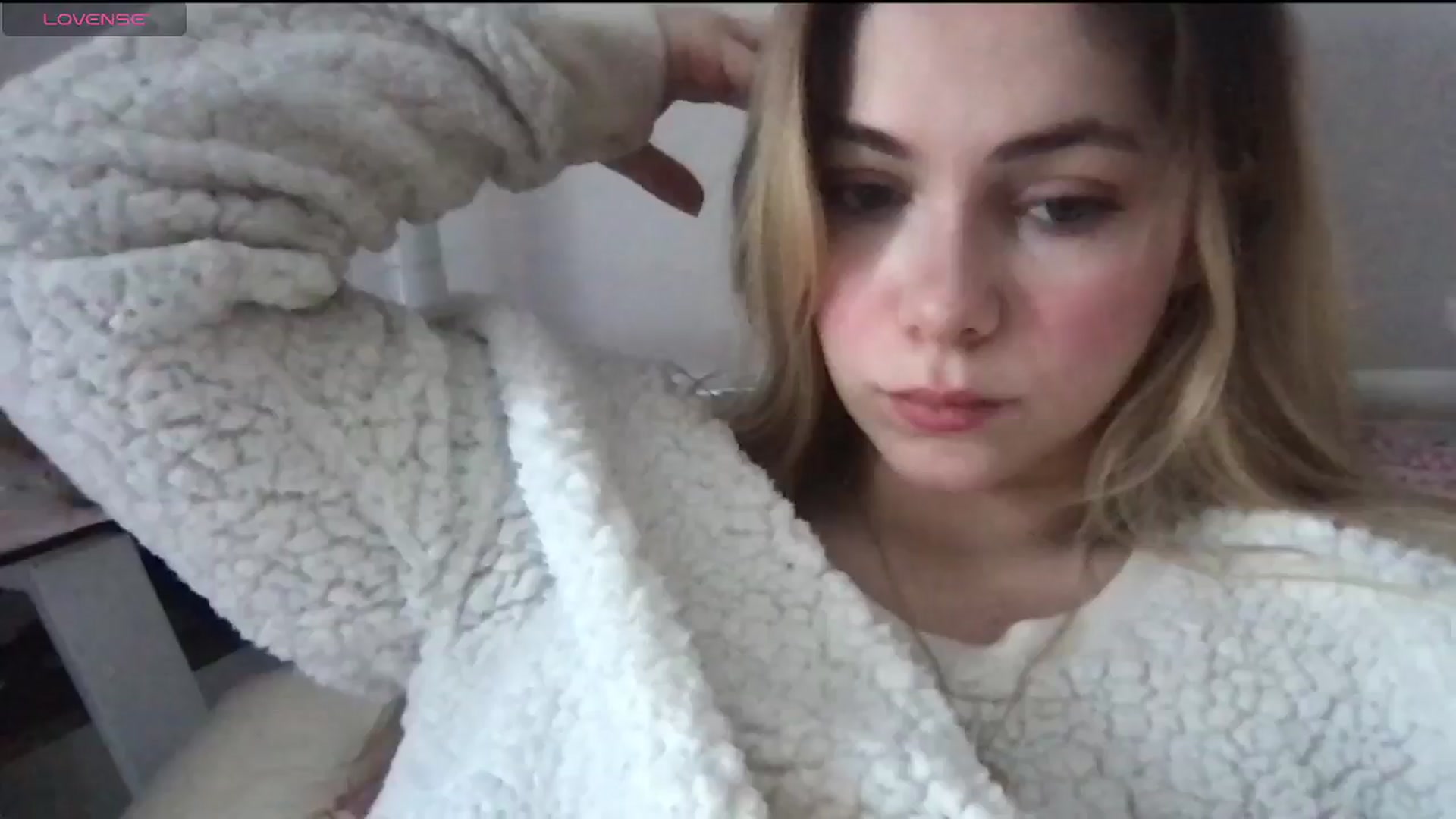 Gallery image thumbnail from lolypopbubble's myfreecams stream on, 01/07/2025, 19:08 image 13 of 20