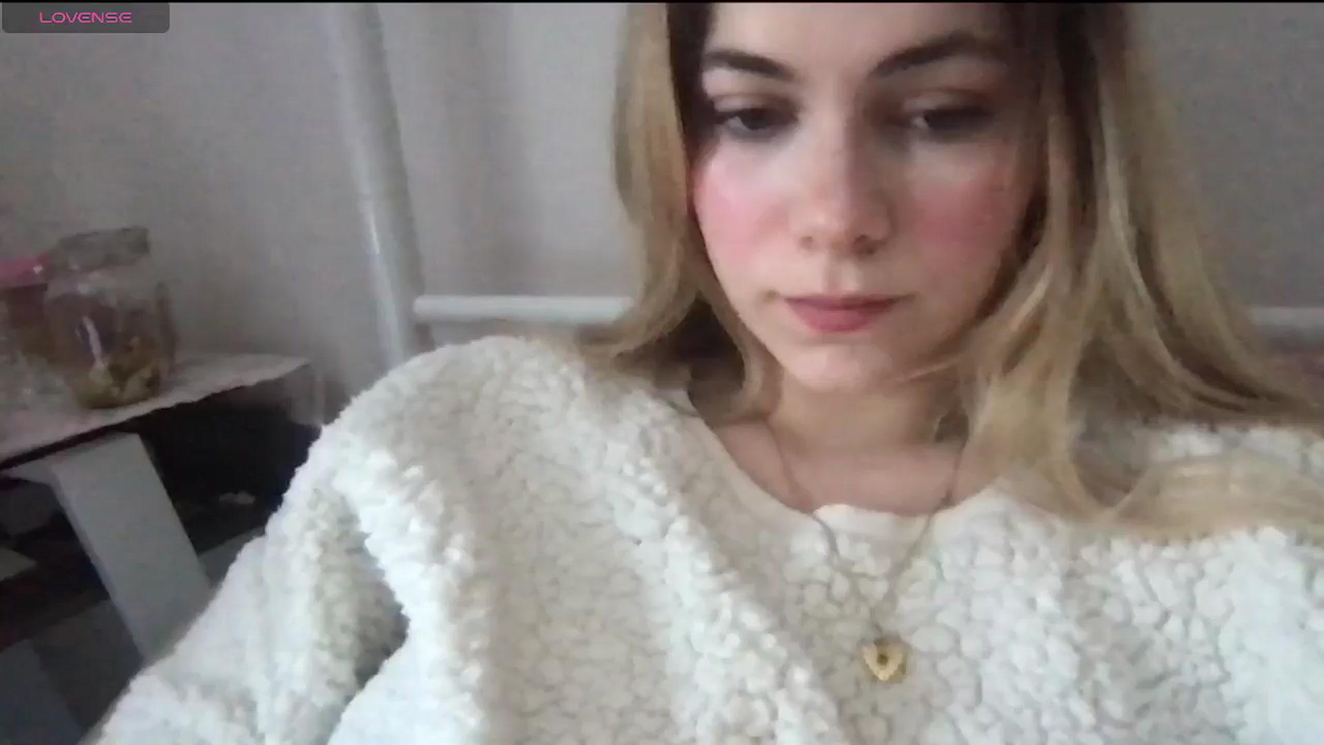Gallery image thumbnail from lolypopbubble's myfreecams stream on, 01/07/2025, 19:08 image 4 of 20