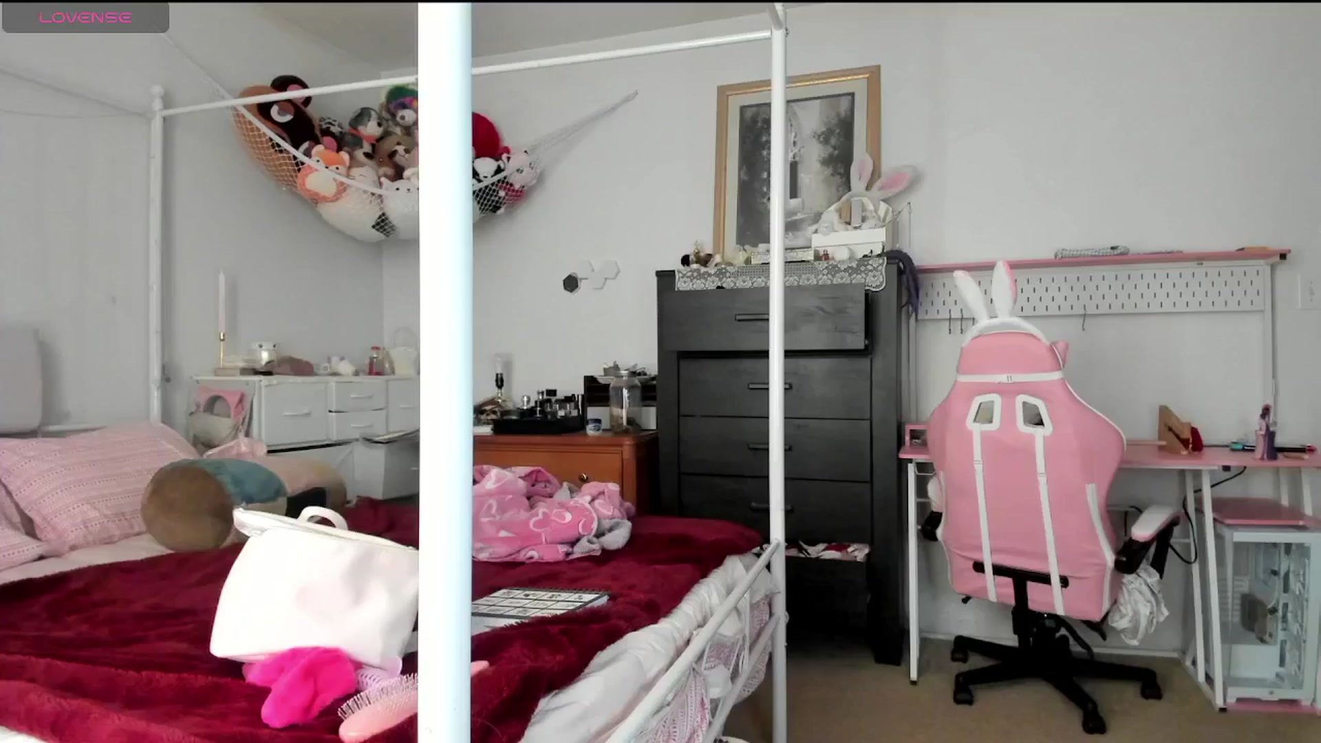 Gallery image thumbnail from lolypopbubble's myfreecams stream on, 01/13/2025, 21:11 image 19 of 20