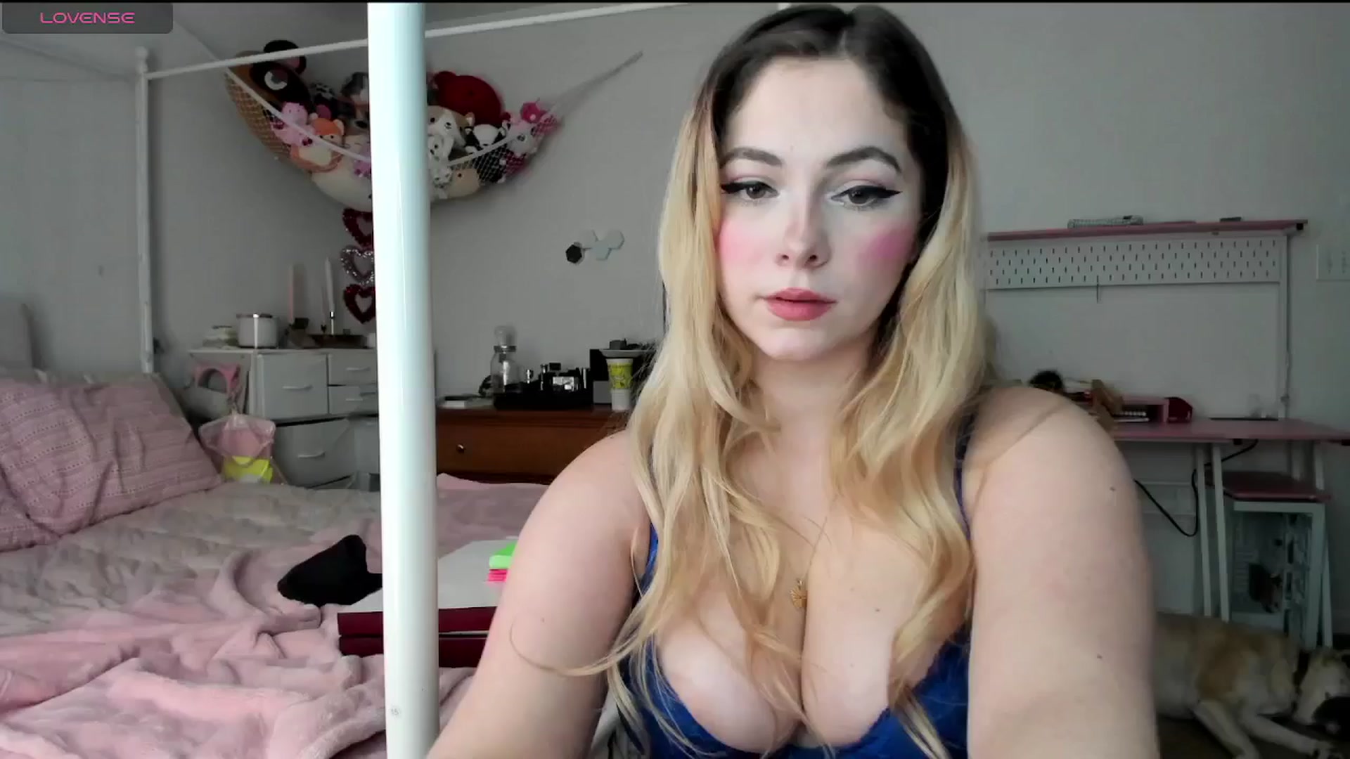Gallery image thumbnail from lolypopbubble's myfreecams stream on, 01/27/2025, 20:56 image 19 of 20