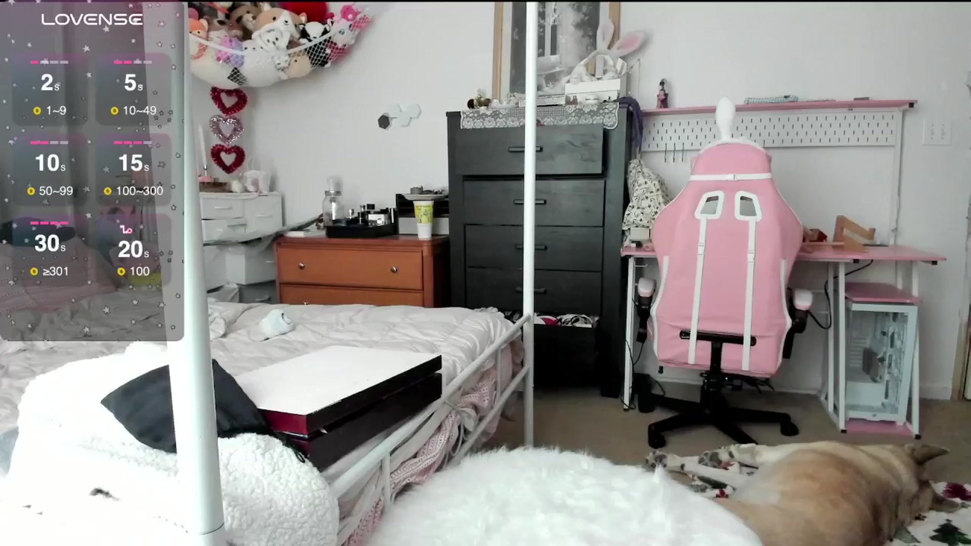 Gallery image thumbnail from lolypopbubble's myfreecams stream on, 01/28/2025, 21:23 image 8 of 20