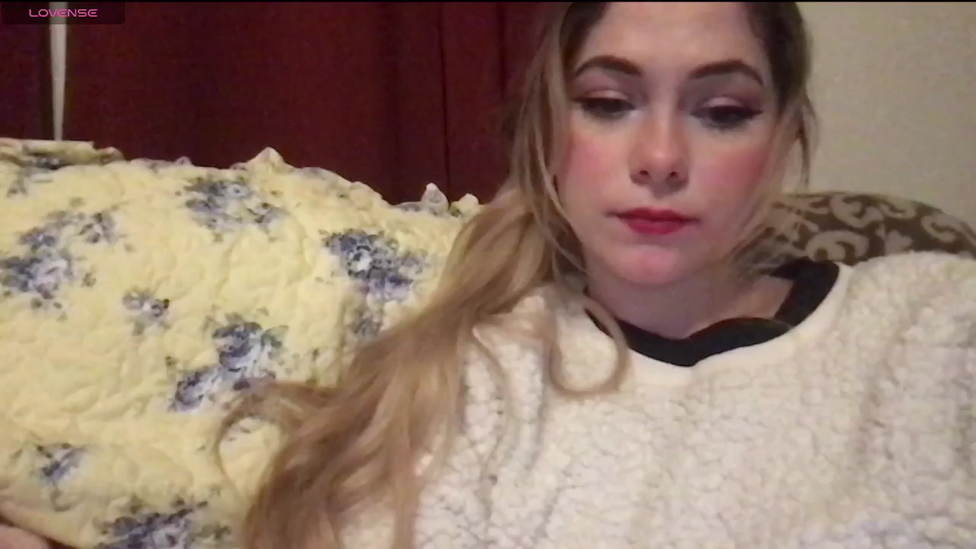 Gallery image thumbnail from lolypopbubble's myfreecams stream on, 01/28/2025, 23:24 image 15 of 20