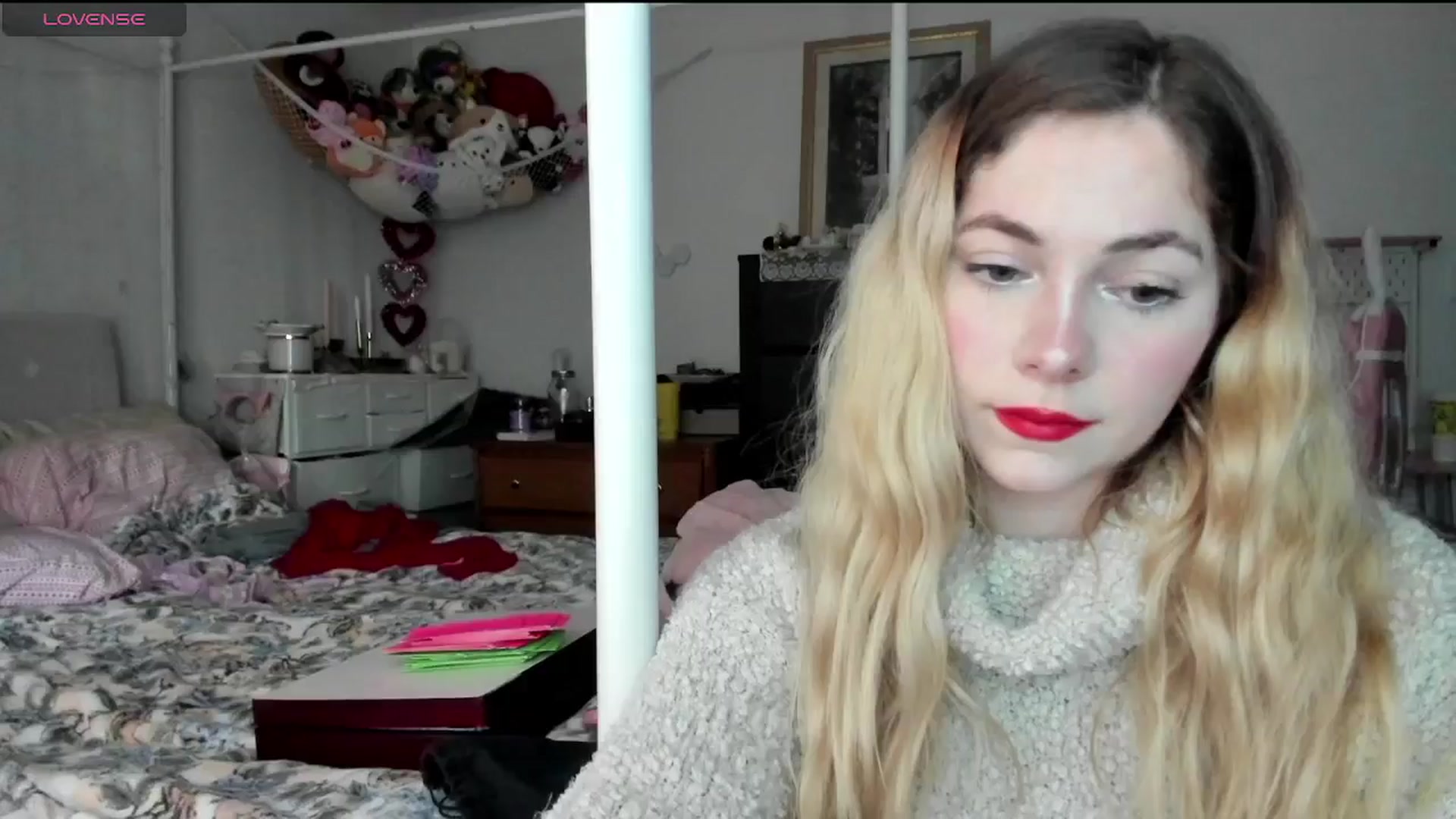 Gallery image thumbnail from lolypopbubble's myfreecams stream on, 02/03/2025, 21:43 image 20 of 20