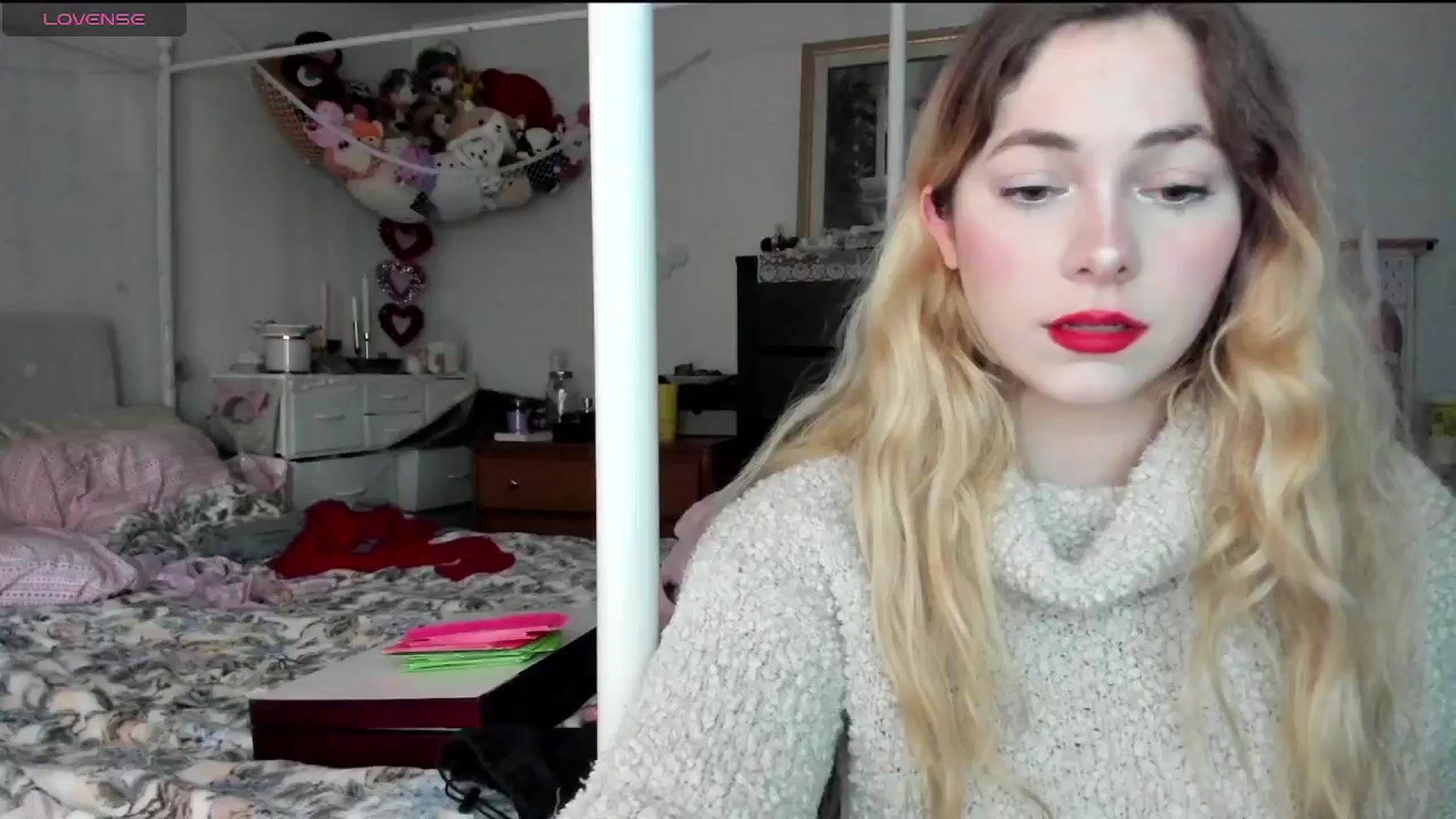 Gallery image thumbnail from lolypopbubble's myfreecams stream on, 02/03/2025, 21:43 image 9 of 20