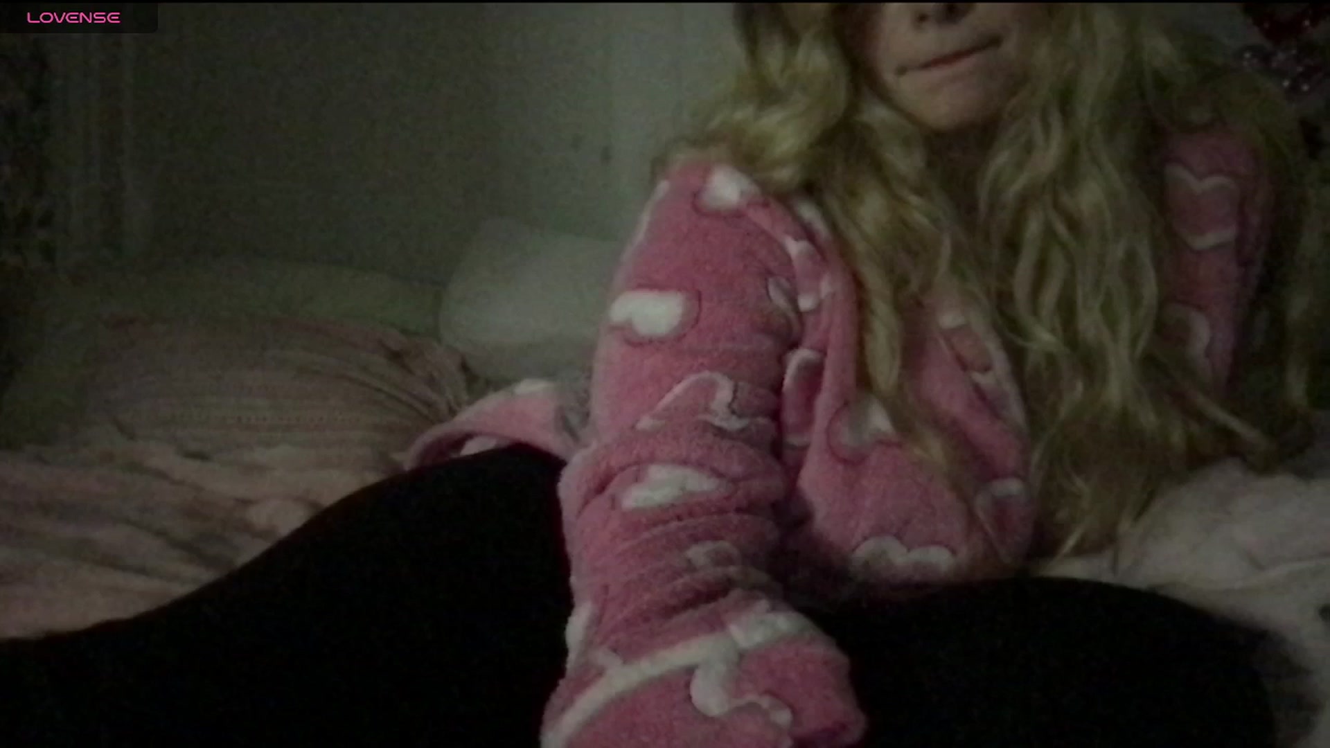 Gallery image thumbnail from lolypopbubble's myfreecams stream on, 02/10/2025, 23:28 image 14 of 20