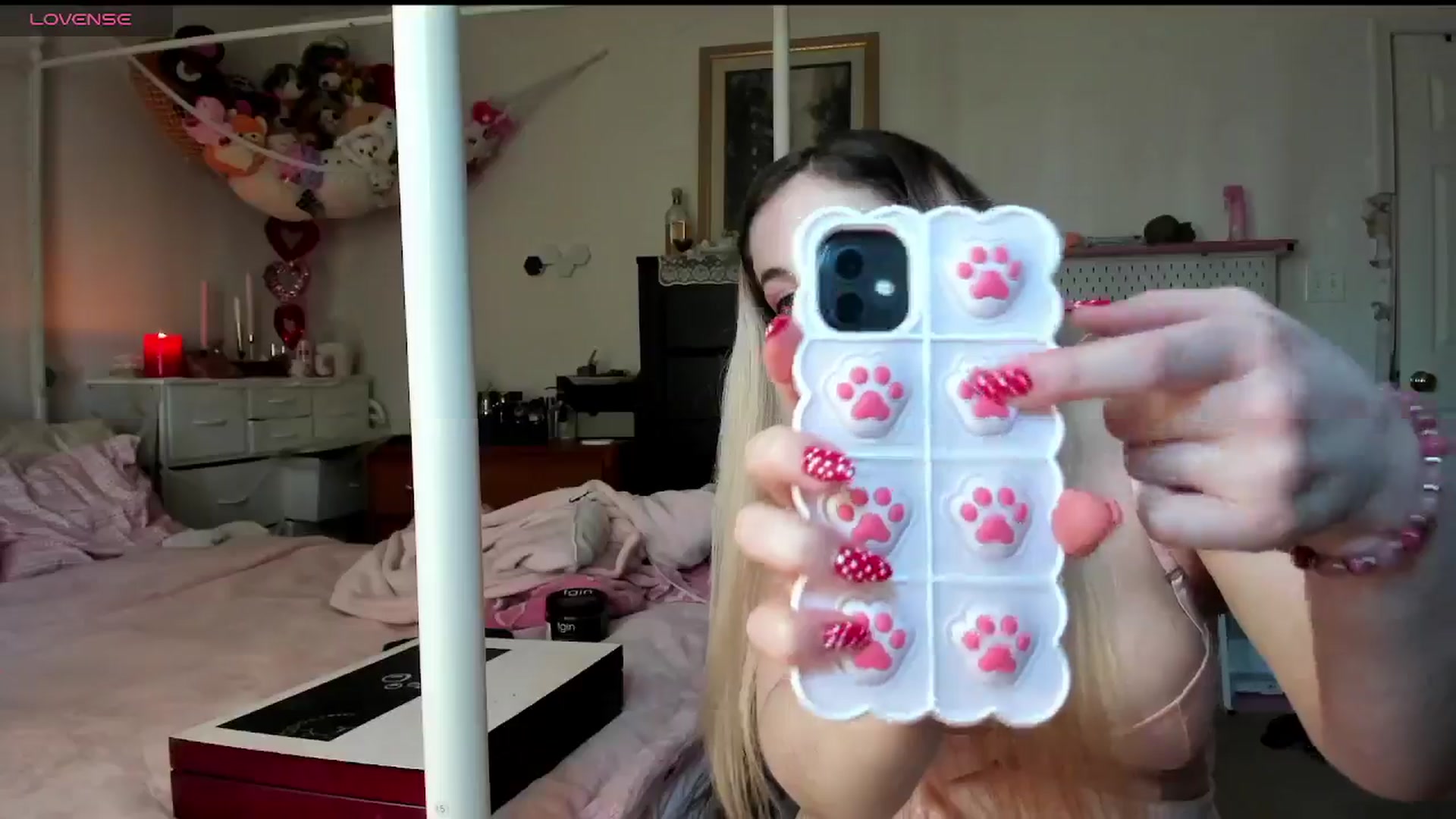 Gallery image thumbnail from lolypopbubble's myfreecams stream on, 02/21/2025, 21:11 image 14 of 20