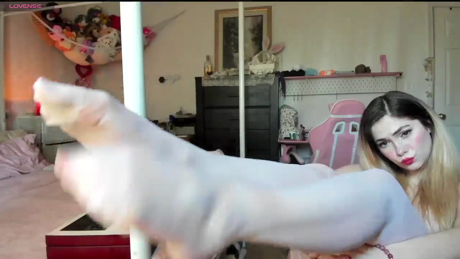 Gallery image thumbnail from lolypopbubble's myfreecams stream on, 02/21/2025, 21:11 image 9 of 20