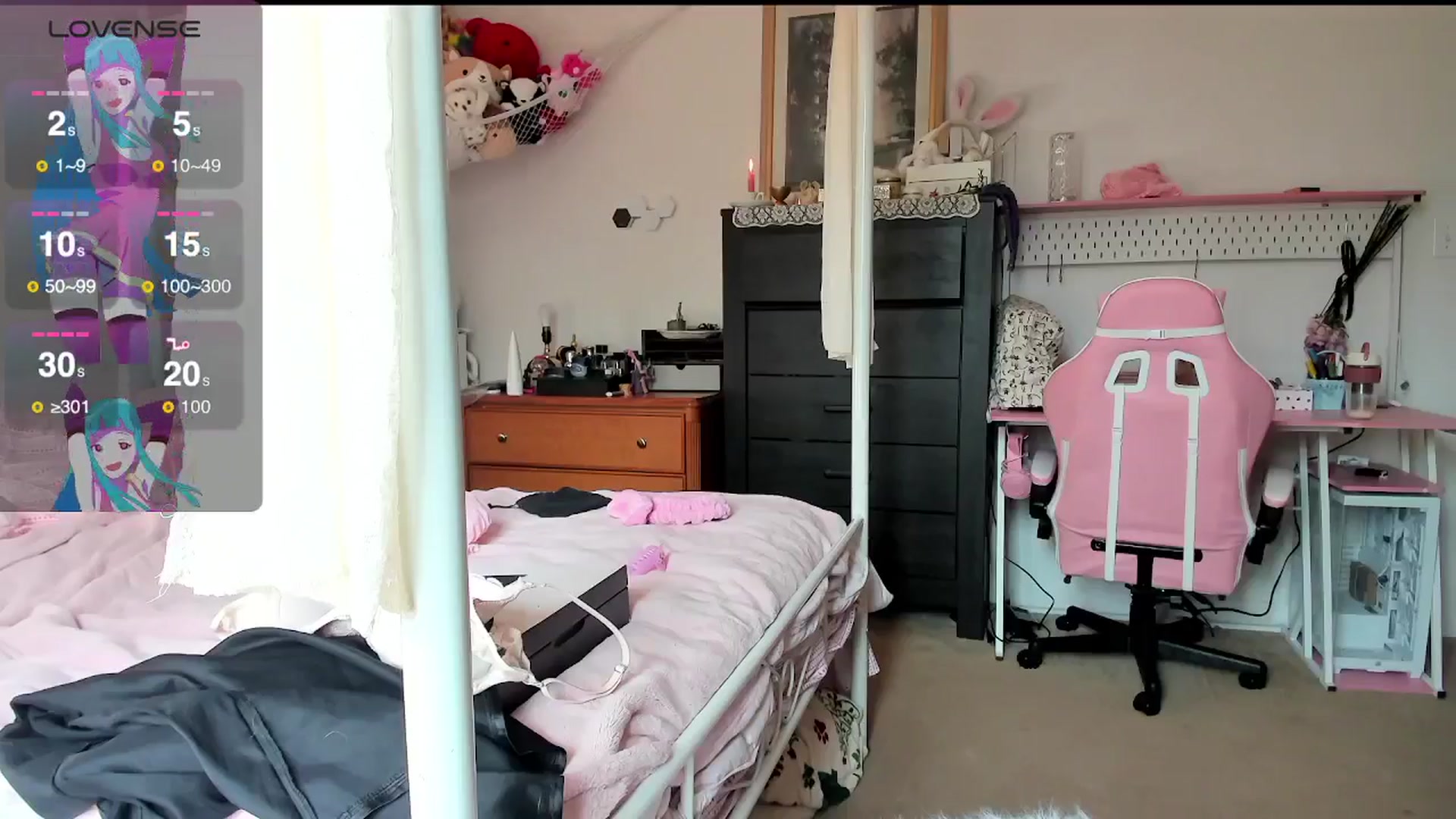 Gallery image thumbnail from lolypopbubble's myfreecams stream on, 03/07/2025, 21:16 image 15 of 20