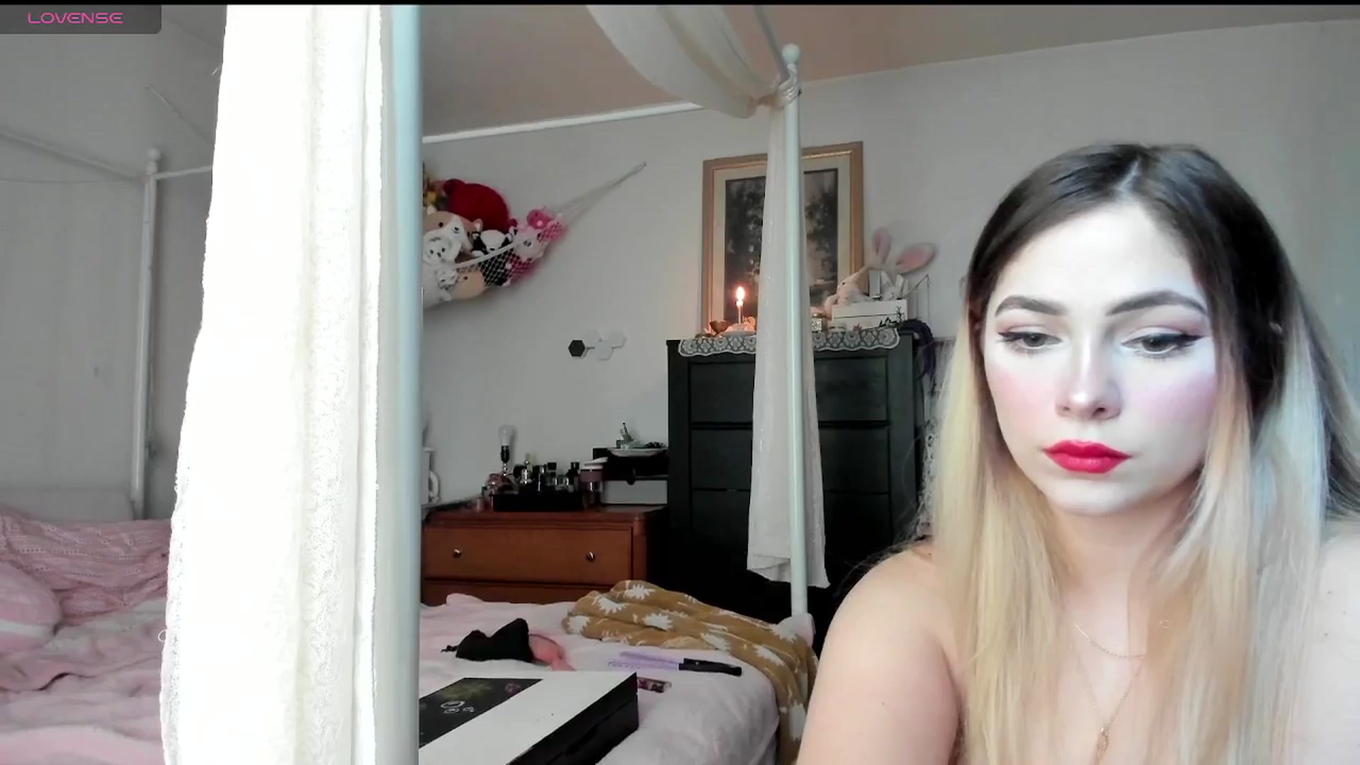 Gallery image thumbnail from lolypopbubble's myfreecams stream on, 03/14/2025, 19:39 image 2 of 20