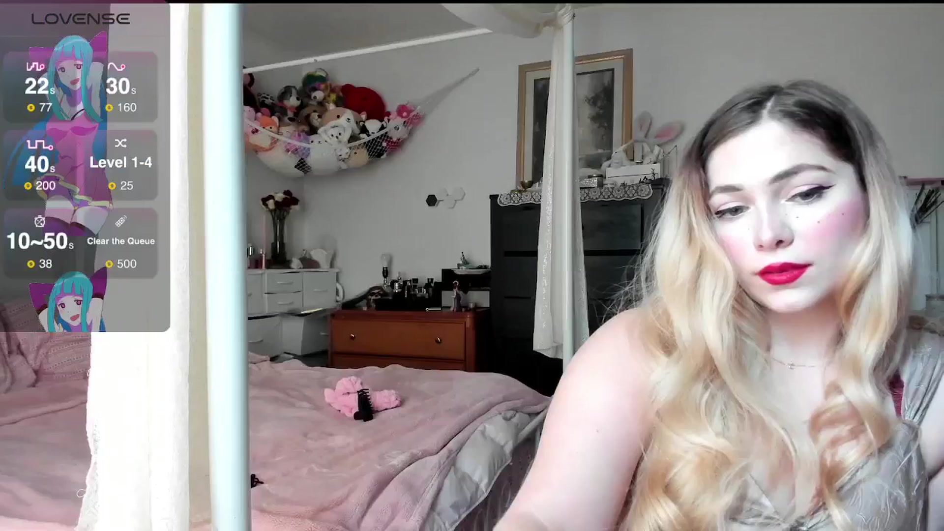 Gallery image thumbnail from lolypopbubble's myfreecams stream on, 03/17/2025, 19:22 image 7 of 20