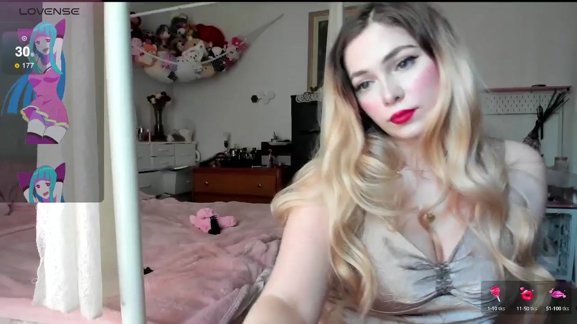 Gallery image thumbnail from lolypopbubble's myfreecams stream on, 03/17/2025, 19:22 image 17 of 20