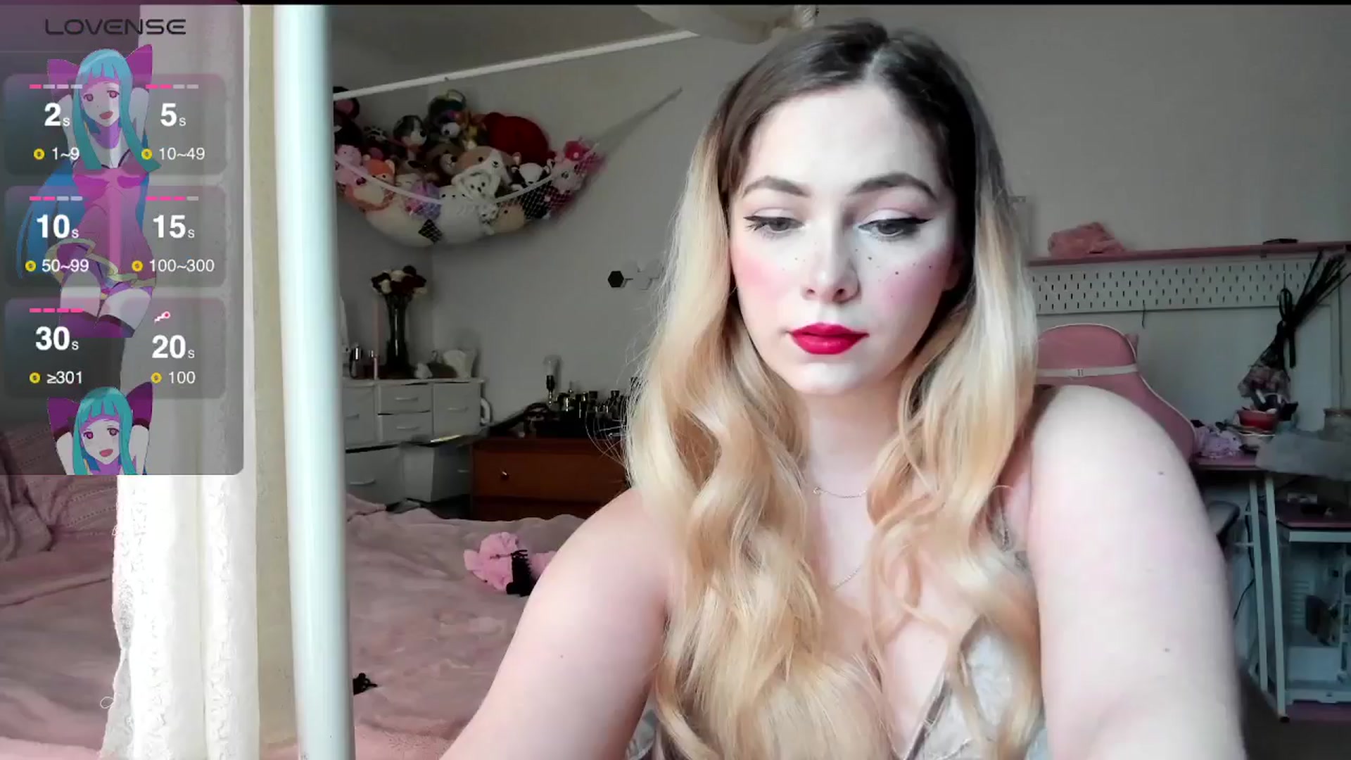 Gallery image thumbnail from lolypopbubble's myfreecams stream on, 03/17/2025, 19:22 image 2 of 20