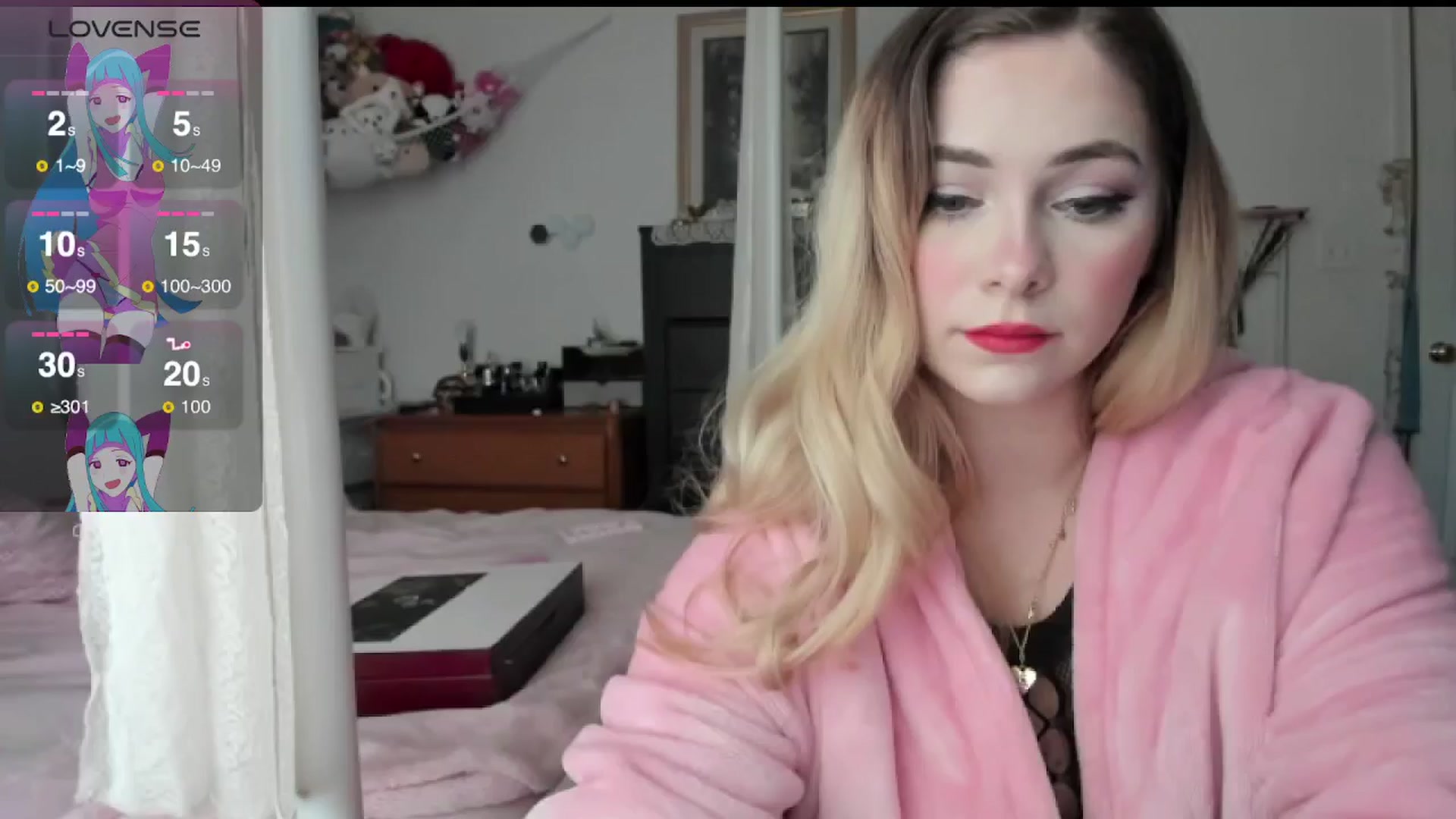 Gallery image thumbnail from lolypopbubble's myfreecams stream on, 03/18/2025, 20:01 image 13 of 20