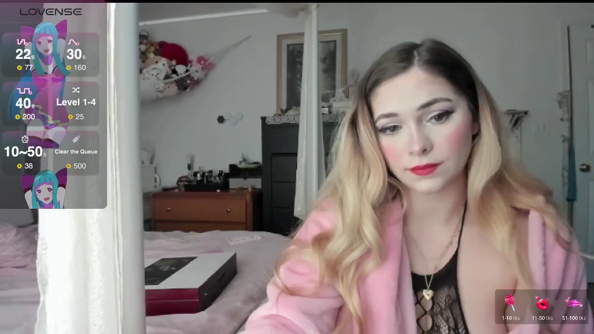 Gallery image thumbnail from lolypopbubble's myfreecams stream on, 03/18/2025, 20:01 image 7 of 20