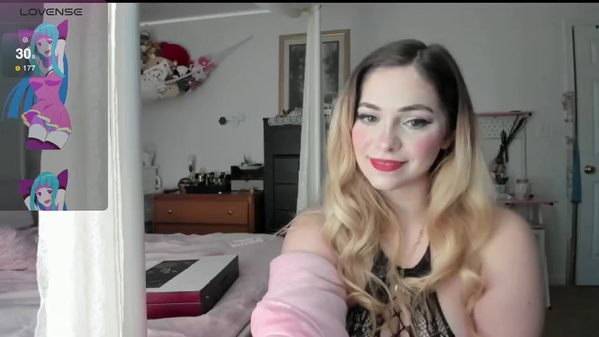 Gallery image thumbnail from lolypopbubble's myfreecams stream on, 03/18/2025, 20:01 image 11 of 20