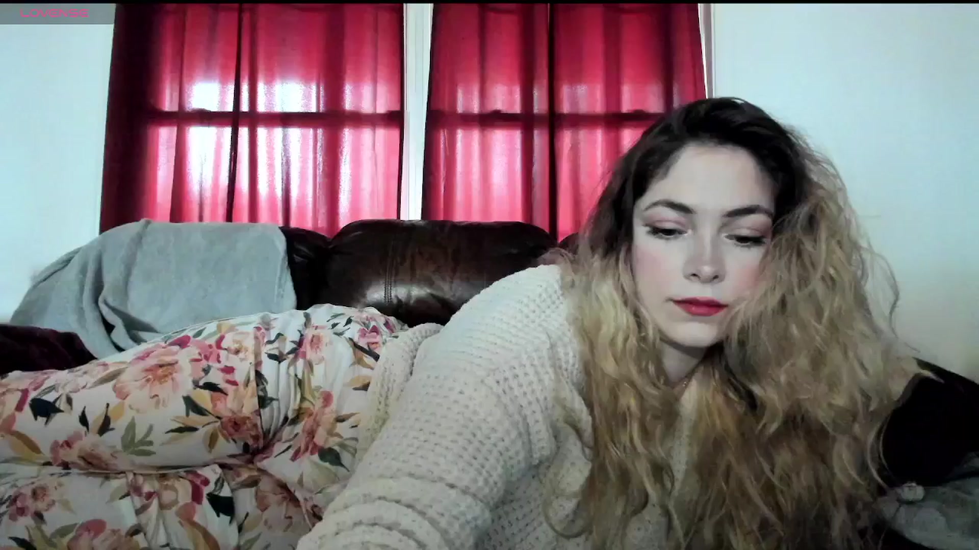 Gallery image thumbnail from lolypopbubble's myfreecams stream on, 04/10/2025, 20:41 image 14 of 20