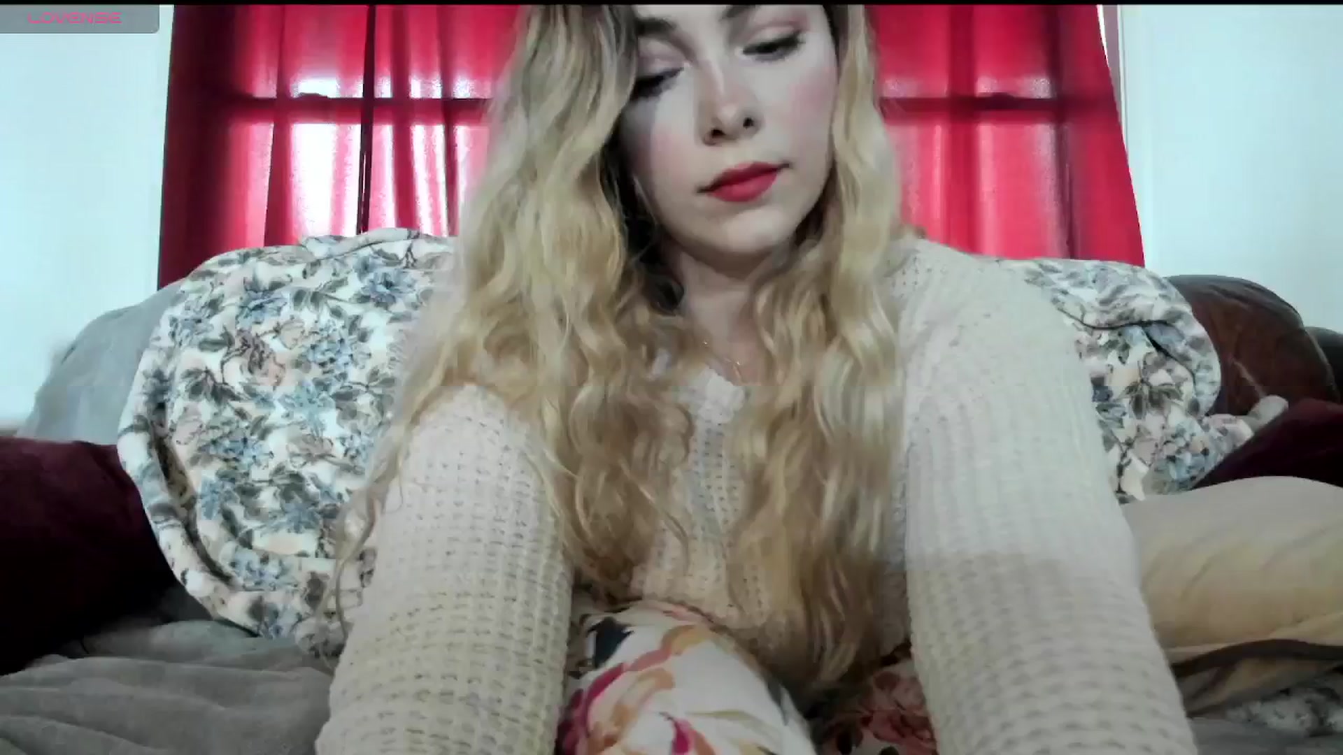 Gallery image thumbnail from lolypopbubble's myfreecams stream on, 04/10/2025, 20:41 image 11 of 20