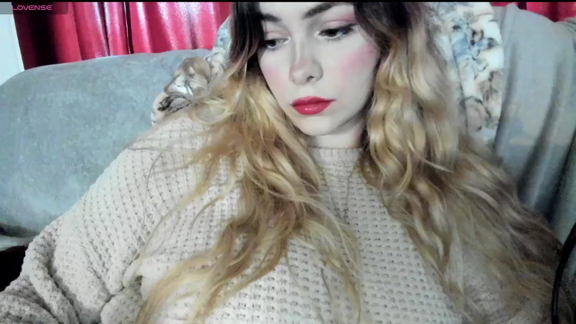 Gallery image thumbnail from lolypopbubble's myfreecams stream on, 04/10/2025, 20:41 image 1 of 20