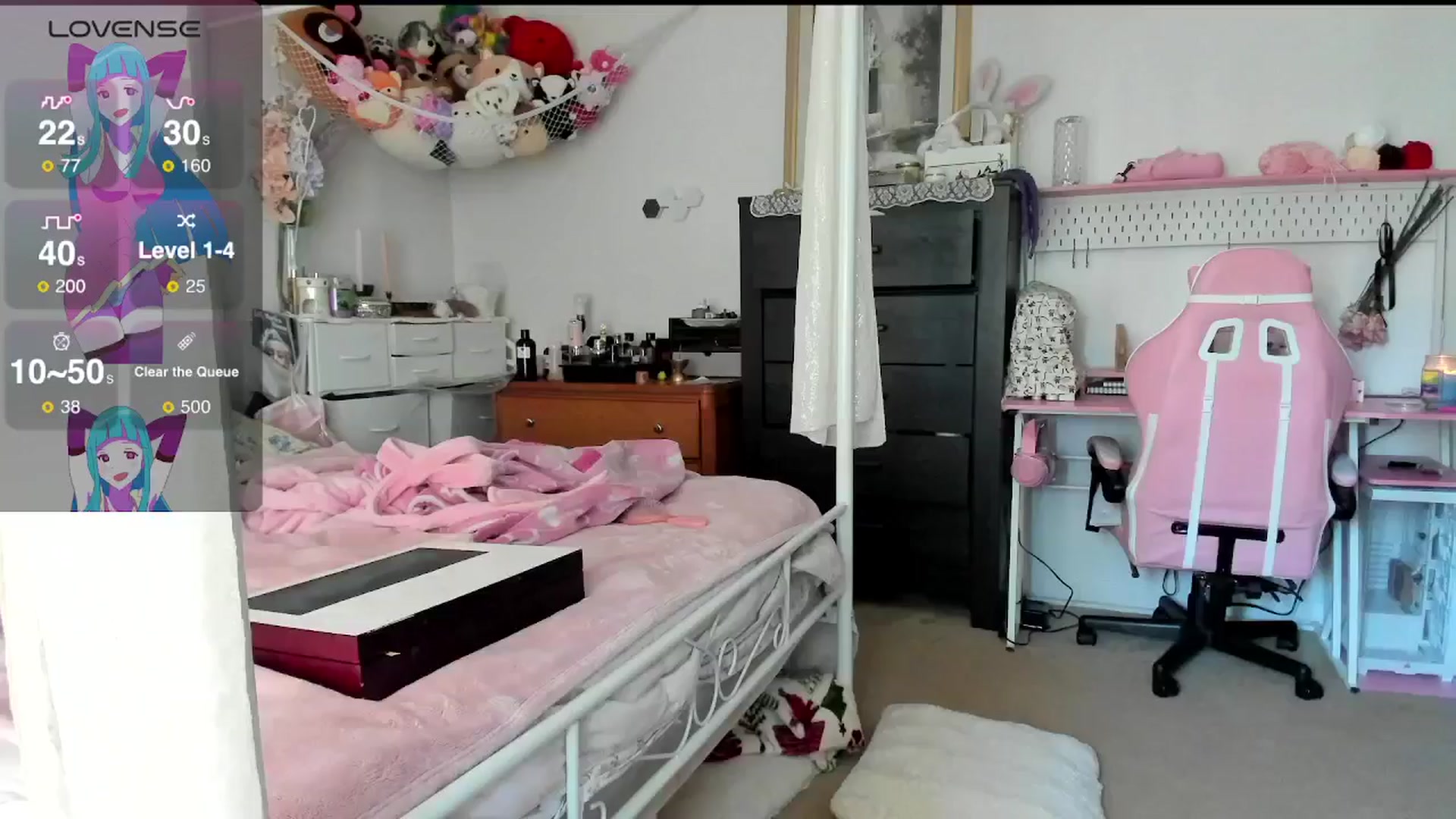 Gallery image thumbnail from lolypopbubble's myfreecams stream on, 04/15/2025, 20:25 image 6 of 20